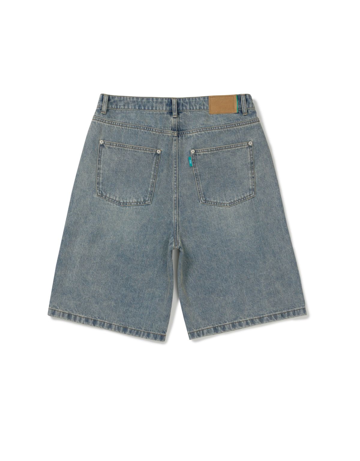 엠엠엘지(MMLG) DISTRESSED WASHED DENIM SHORTS (ASH BLUE)