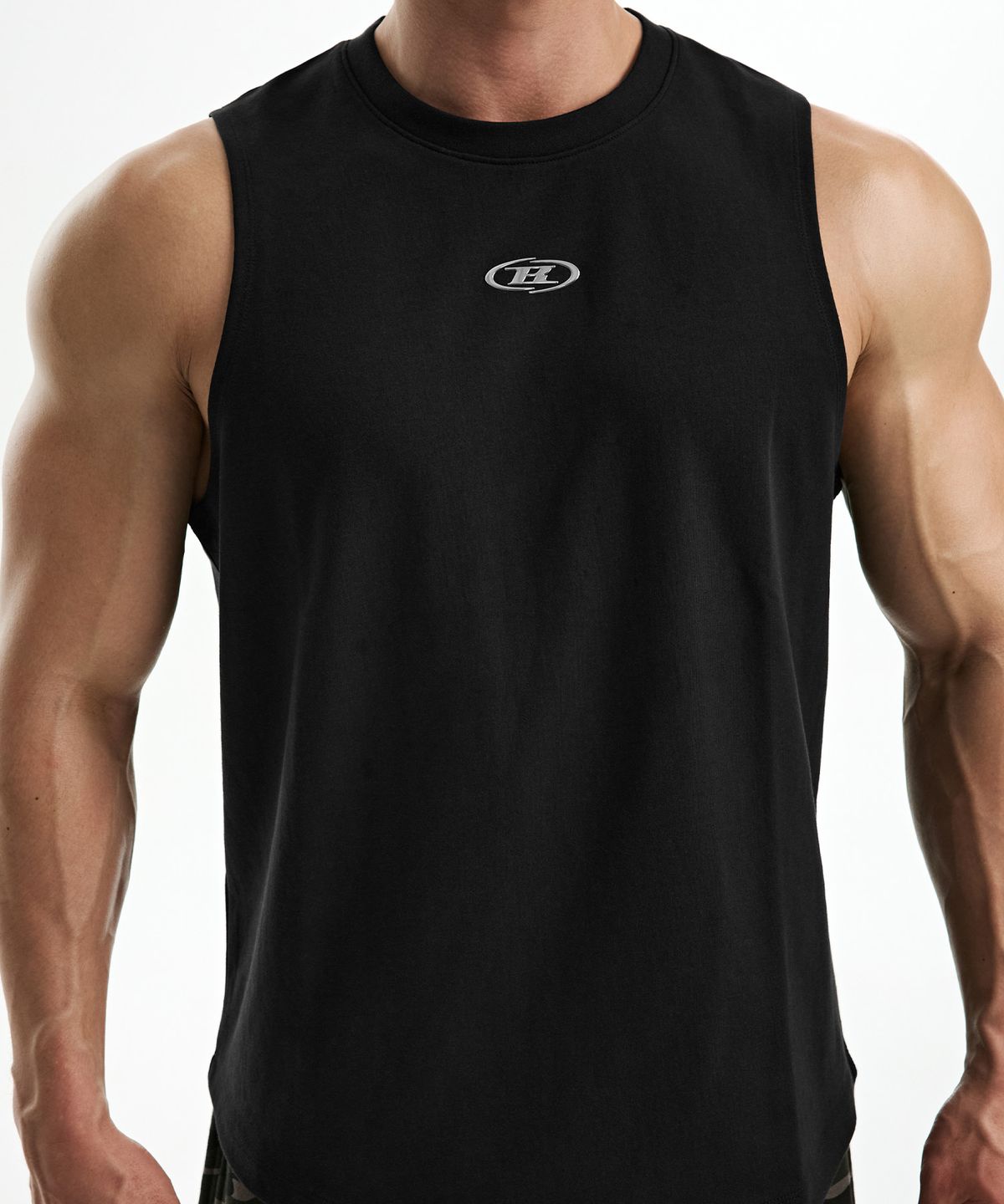 본투윈(BORN TO WIN) SILVER B COMFORT FIT SLEEVELESS [BLACK]