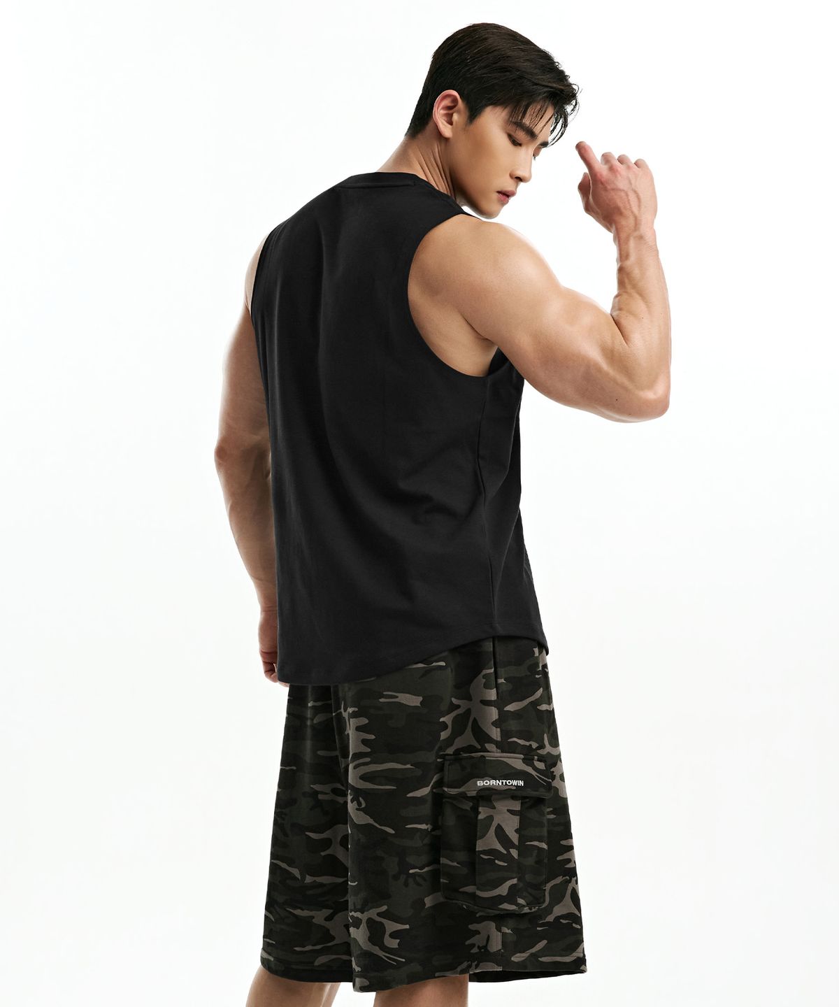 본투윈(BORN TO WIN) SILVER B COMFORT FIT SLEEVELESS [BLACK]