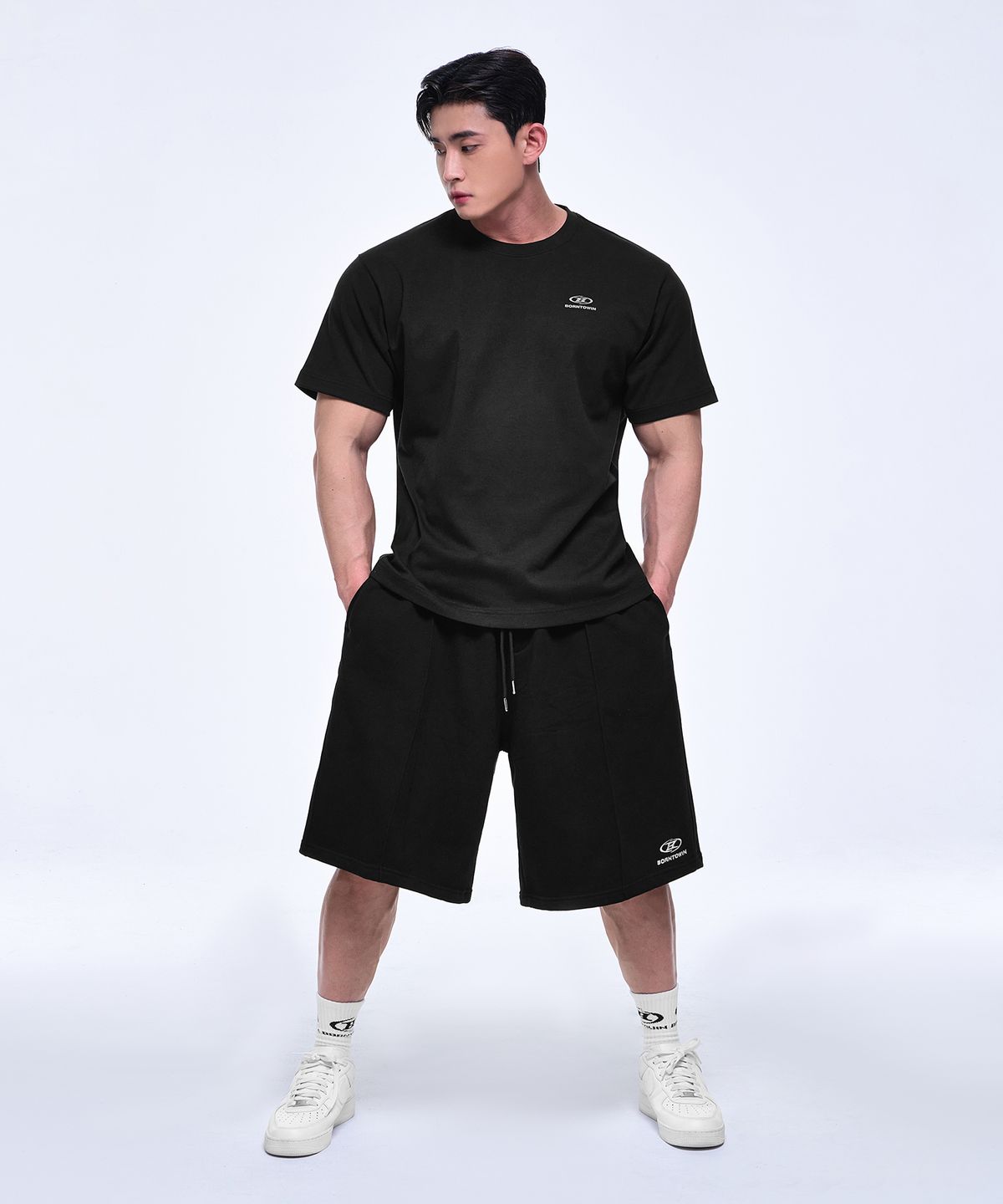 본투윈(BORN TO WIN) [2 PACK] ESSENTIAL PACK REGULAR FIT T-SHIRTS [BLACK WHITE]