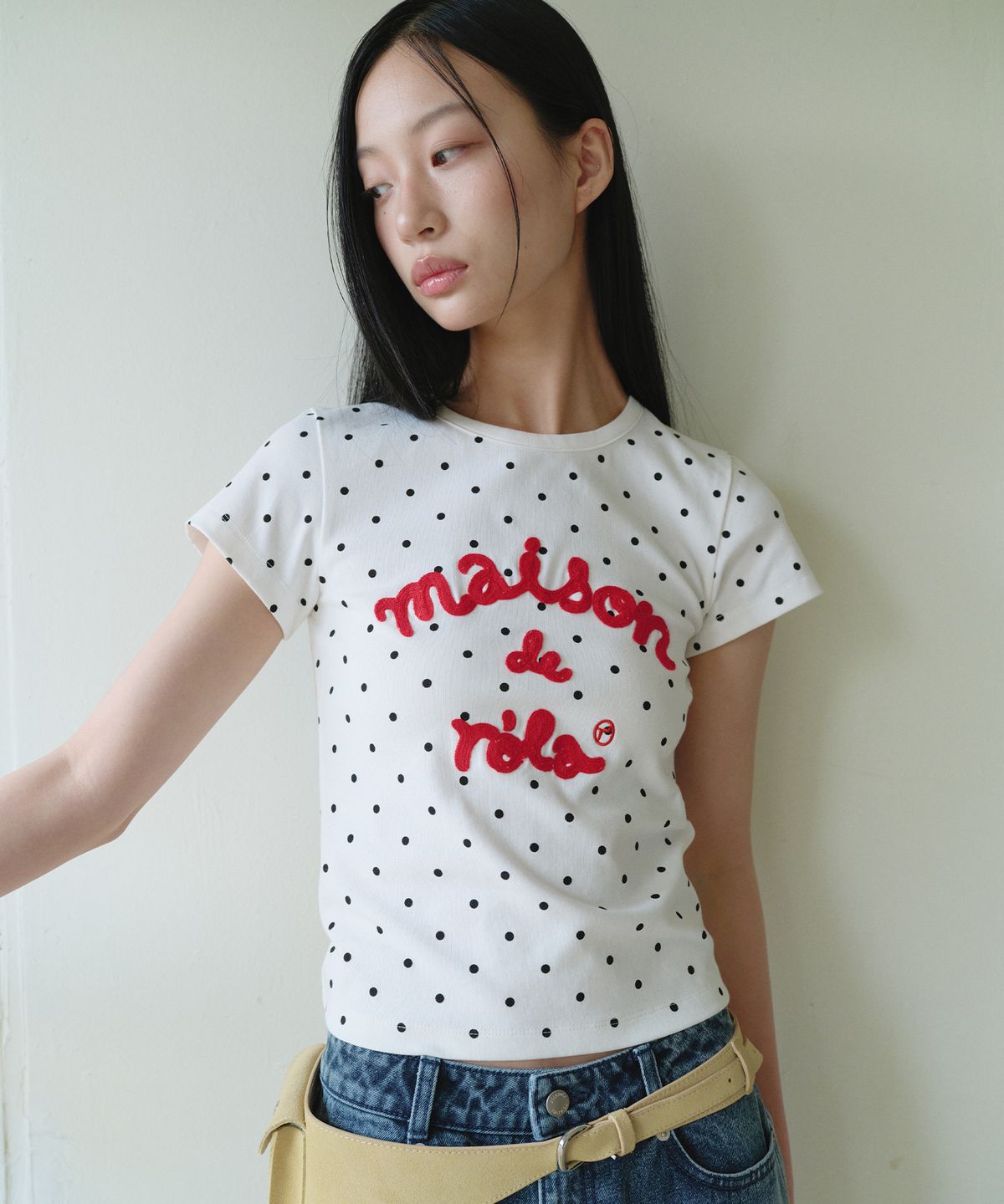 로라로라(ROLAROLA) MAISON DE ROLA EMBROIDERY DOT T-SHIRT WHITE
