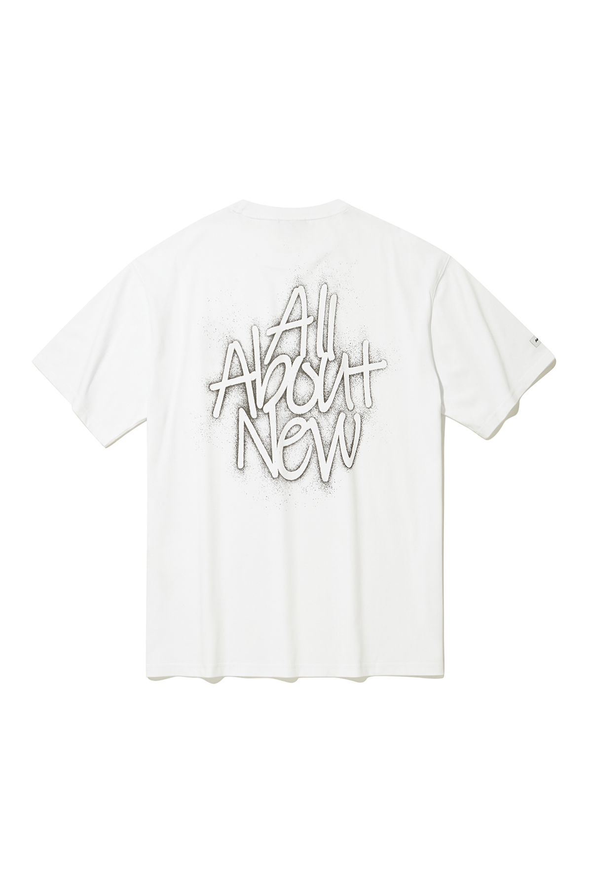 올어바웃뉴(ALL ABOUT NEW) 망점 로고 변형 반팔 티셔츠 화이트 ANA2TR03AWH