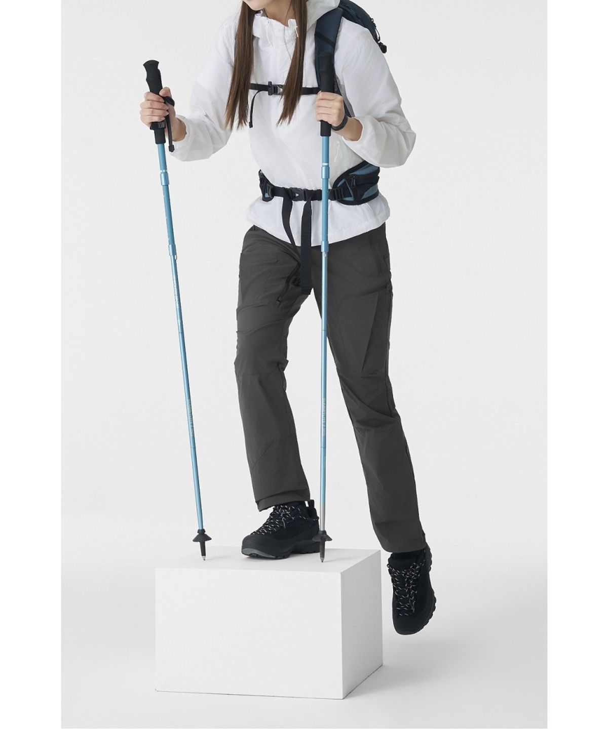 코오롱스포츠(KOLON SPORT) 여성 WIGO 라이트 레귤러핏 팬츠 JKPNM26242DGY