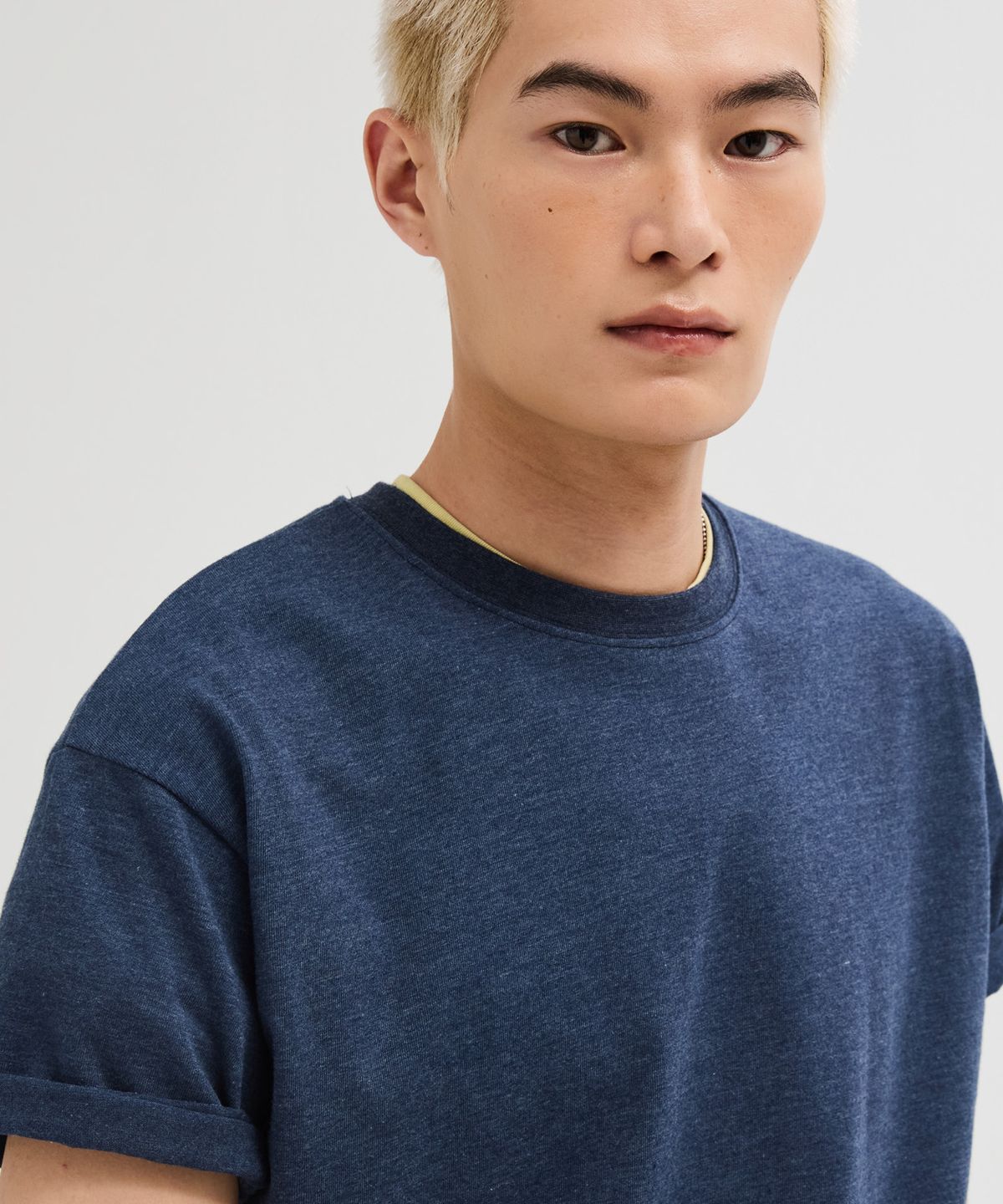 르아르(LEIRE) 에센셜 크롭 티셔츠 [메란지블루]