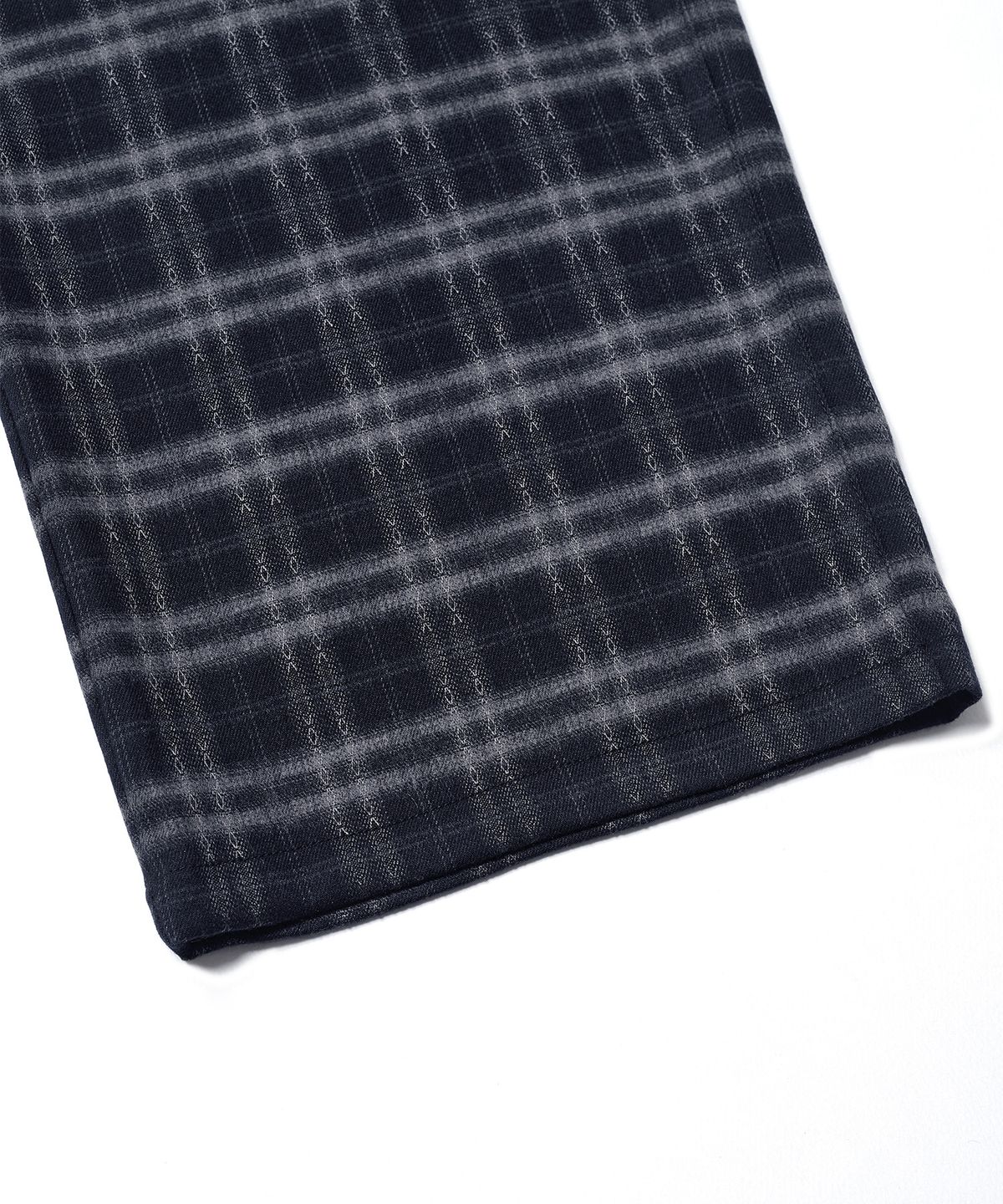 에스파이(ESFAI) DRAPED PLAID WIDE PANTS (DARK NAVY)