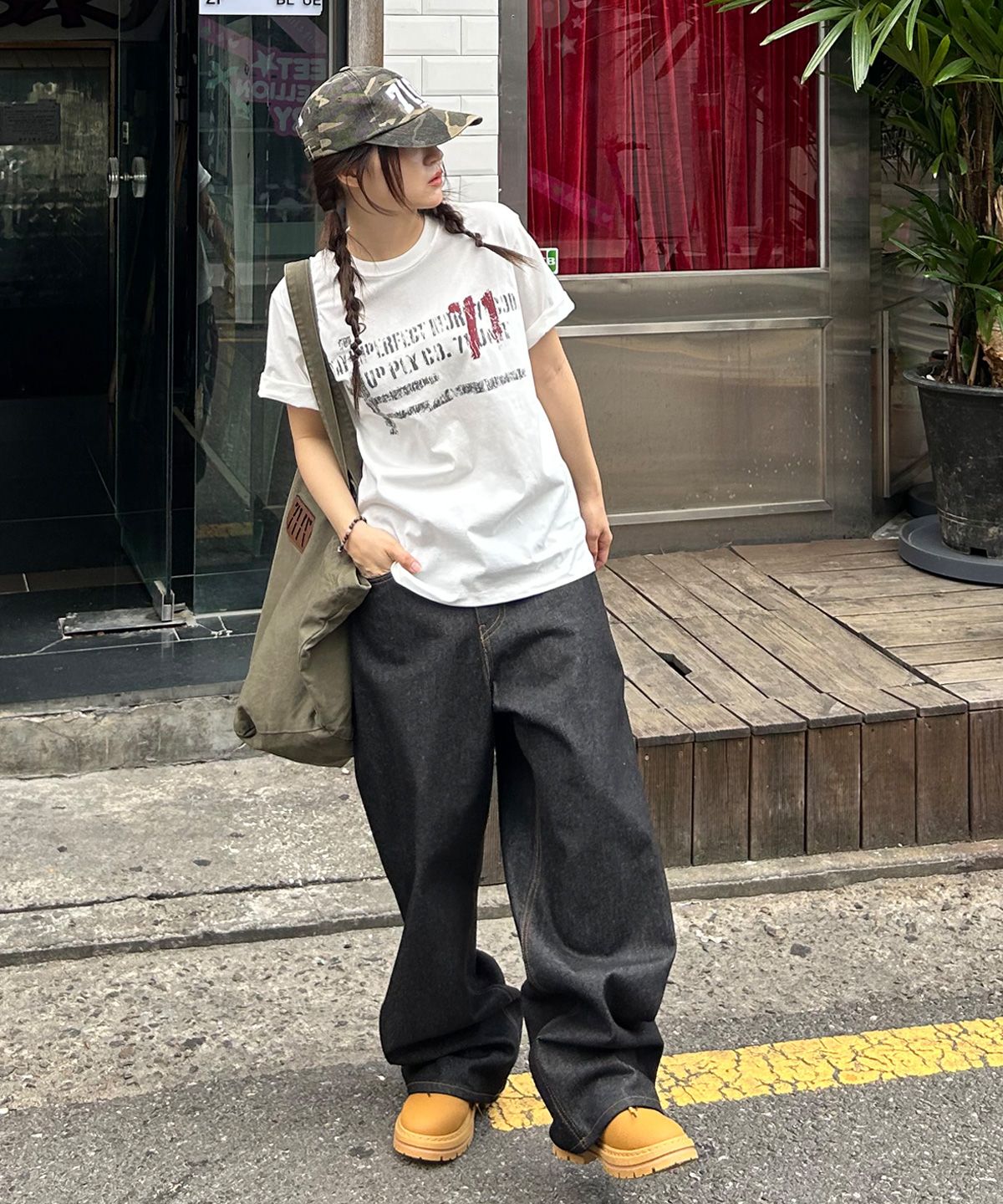 기철(KICHUL) 71-Node T-shirt (White)