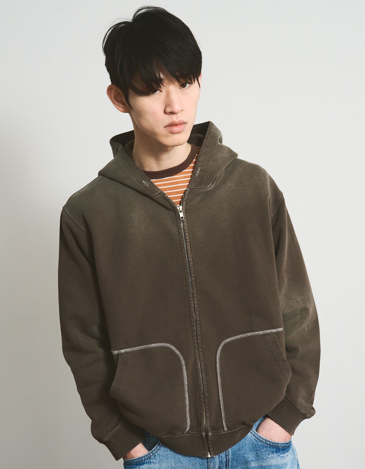 로어즈(LORES) Aged Zip Hoodie - Brown