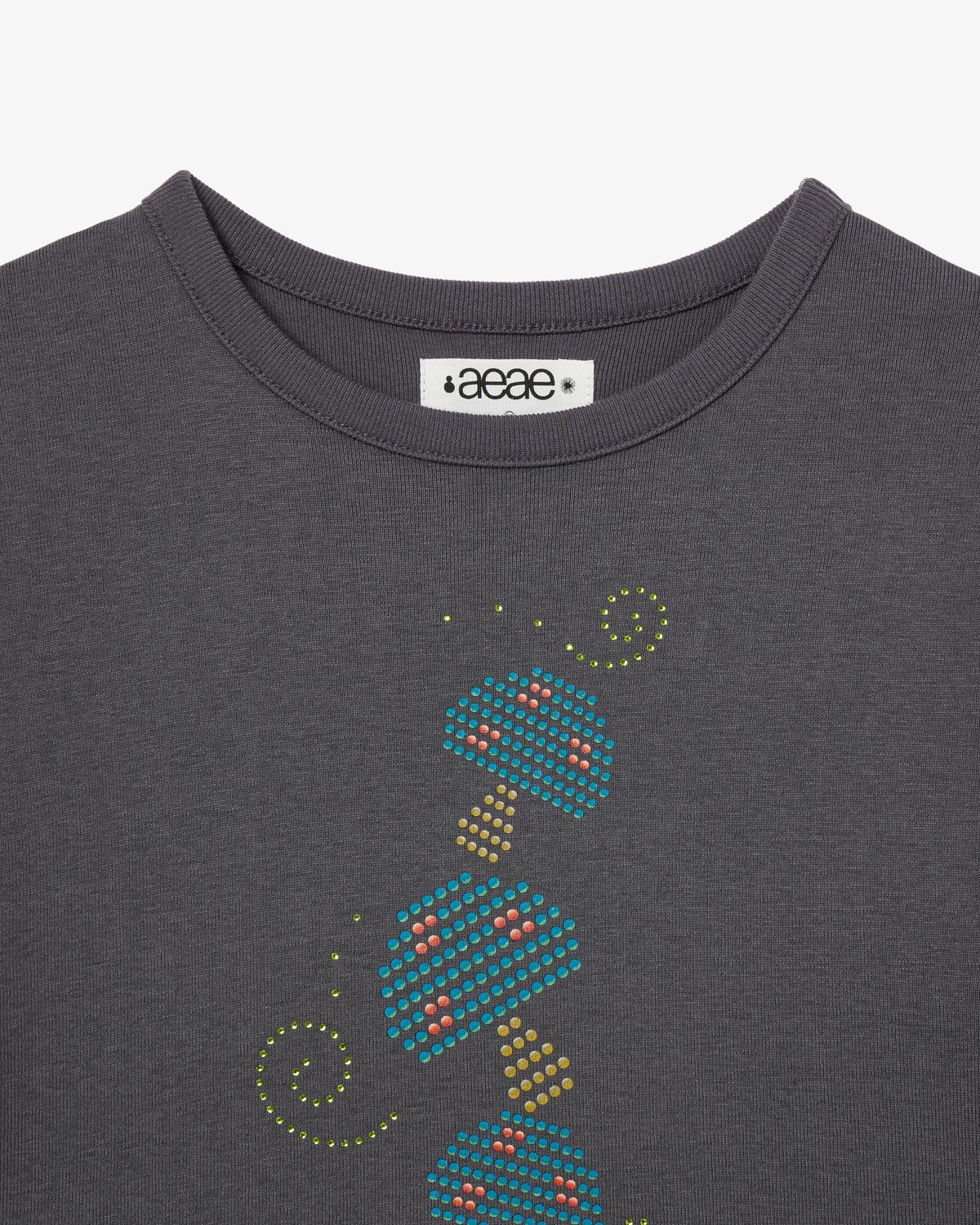 에이이에이이(AEAE) MUSHROOM HOTFIX TEE [CHARCOAL]