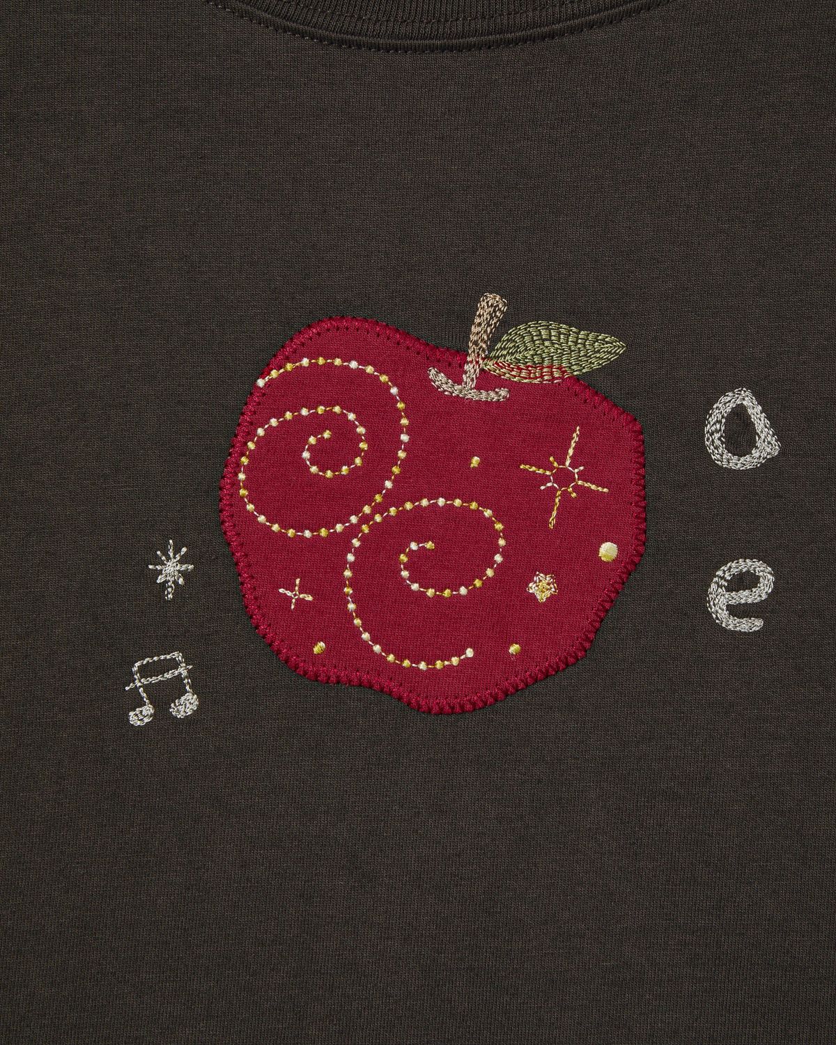 에이이에이이(AEAE) RINGO TEE [DARK BROWN]