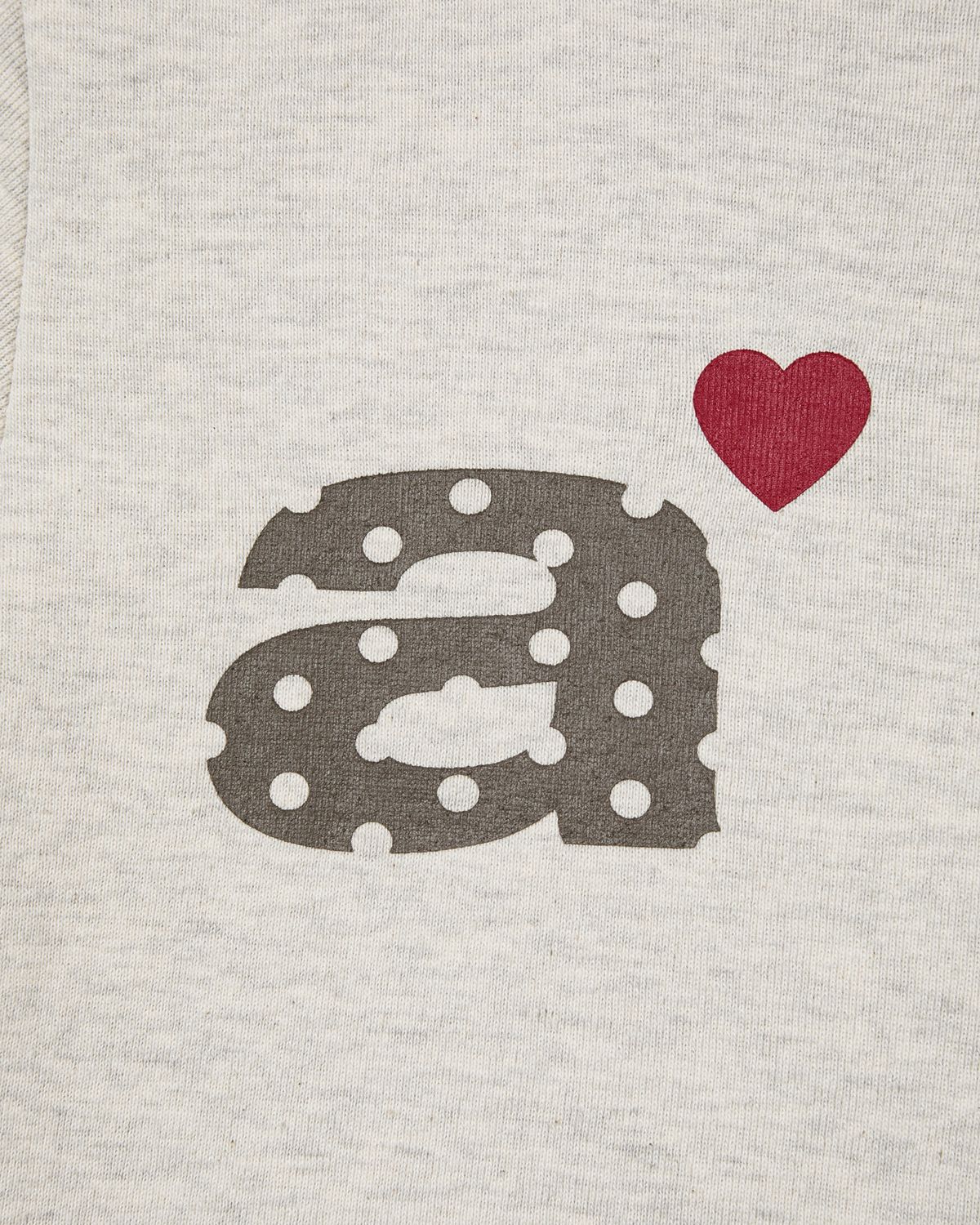에이이에이이(AEAE) DOT SMALL LETTER TEE [OATMEAL]