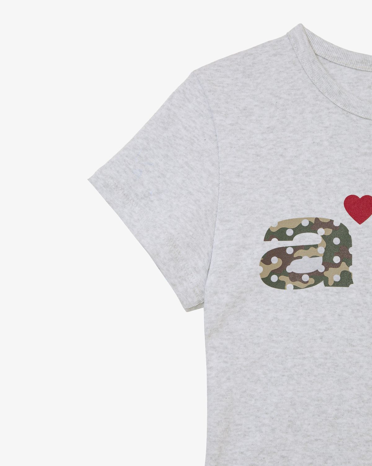에이이에이이(AEAE) DOT SMALL LETTER TEE [LIGHT GREY/CAMO]