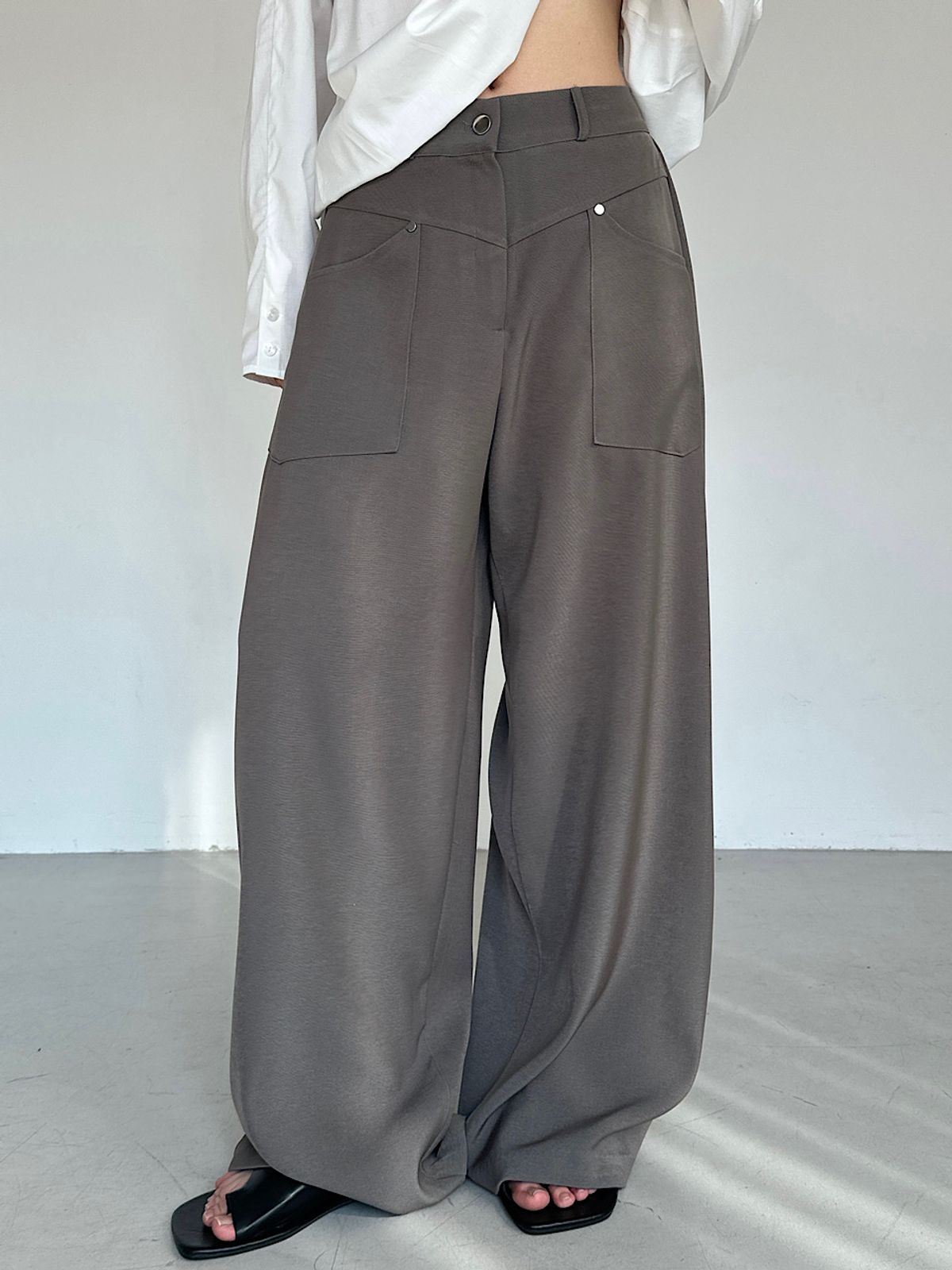 아포엠(APOEM) Line Pocket Slacks (2C)