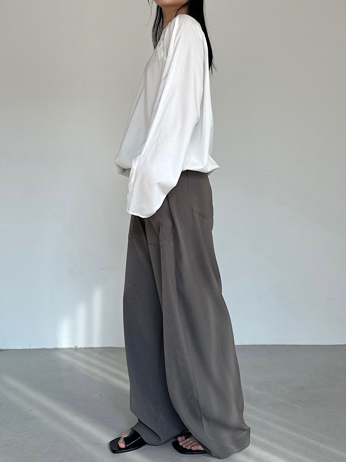 아포엠(APOEM) Line Pocket Slacks (2C)