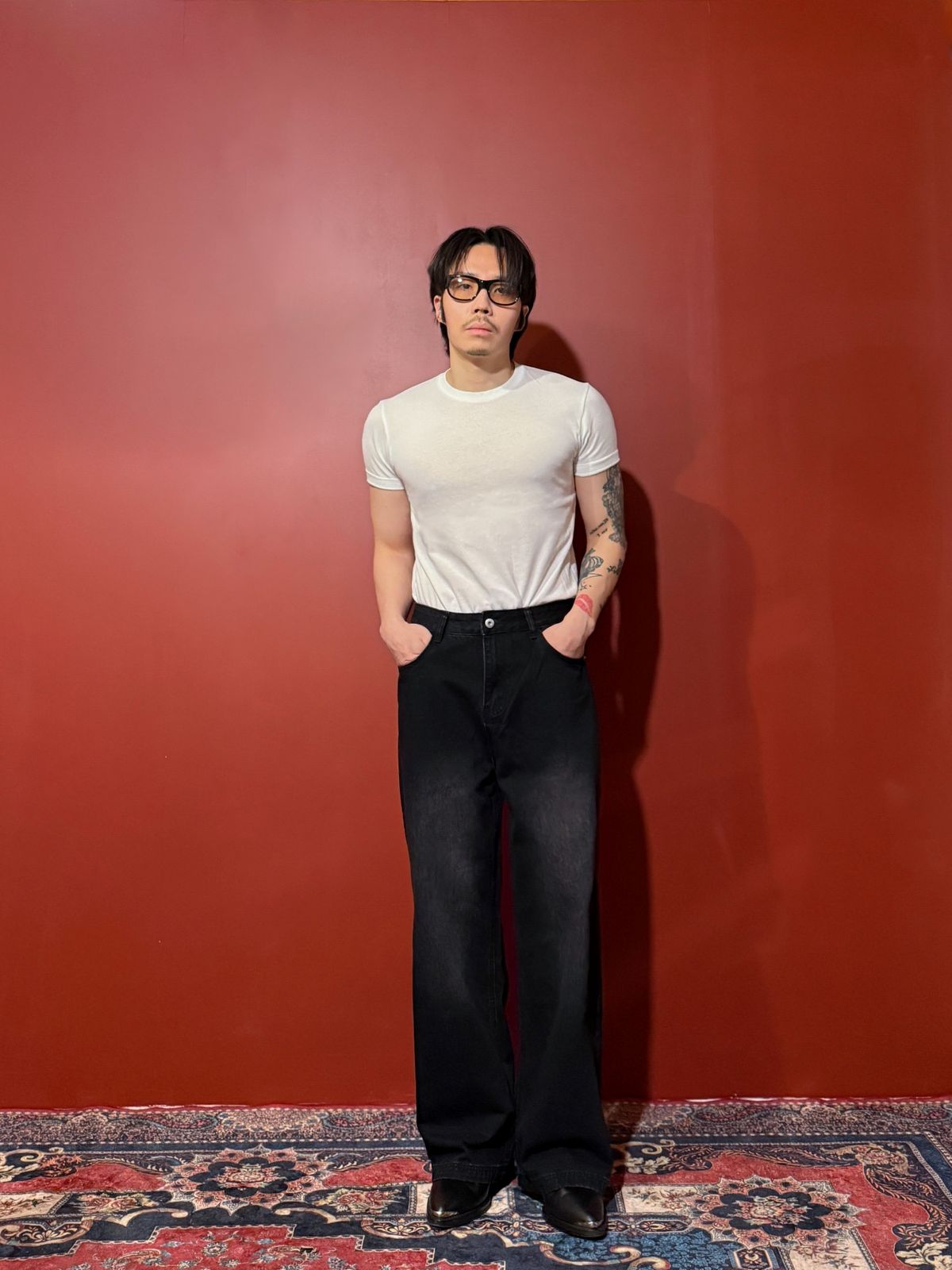 오버더와르(OVERTHEOIR) unisex straight wide black denim pants
