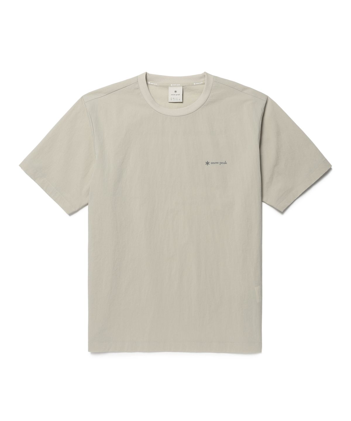 스노우피크 어패럴(SNOWPEAK APPAREL) 루트 레터링 우븐 패치 반팔 티셔츠 (S26MMRTS82) Light Beige