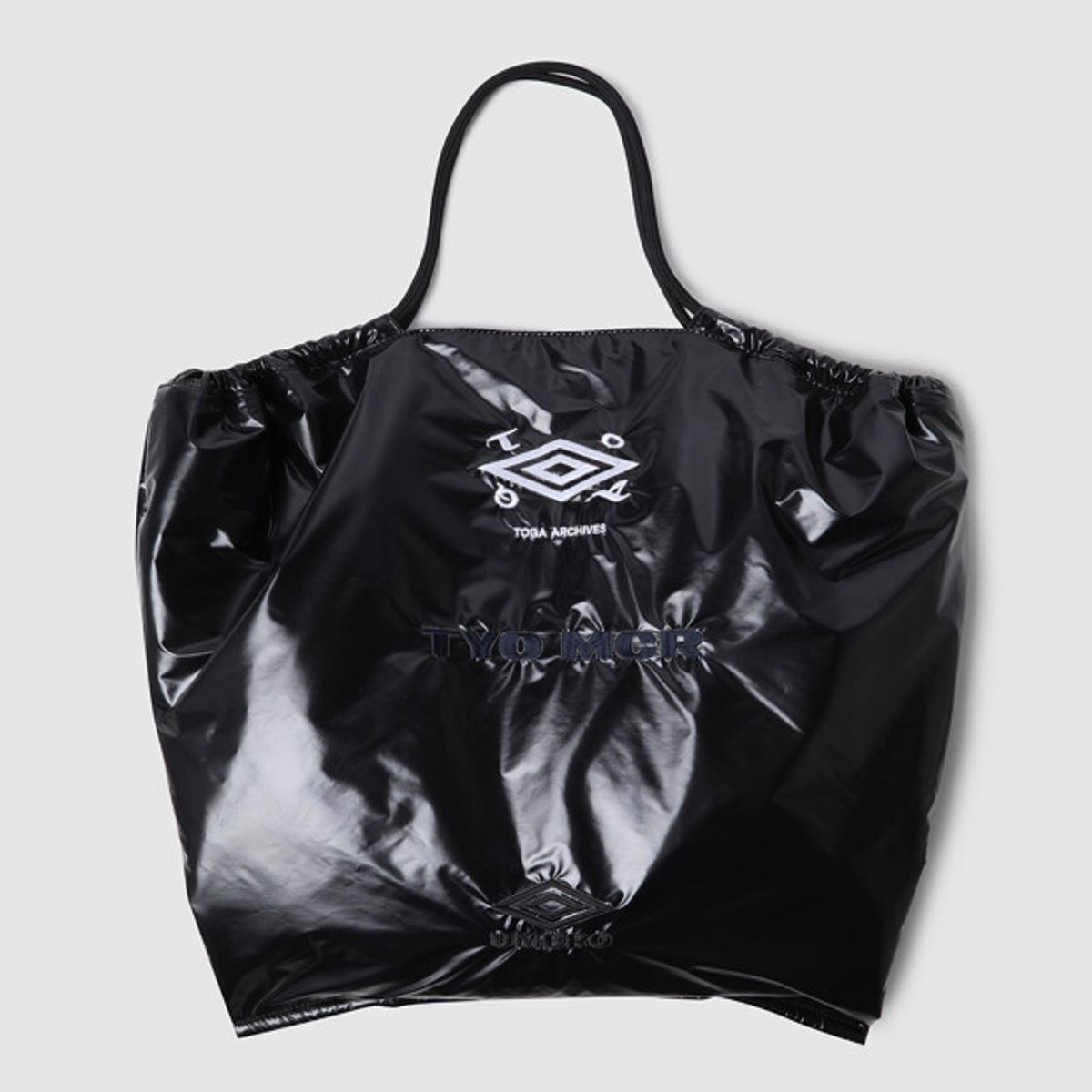 엄브로(UMBRO) [UMB X TOGA] 숄더 토트백 블랙 UR113OBG21