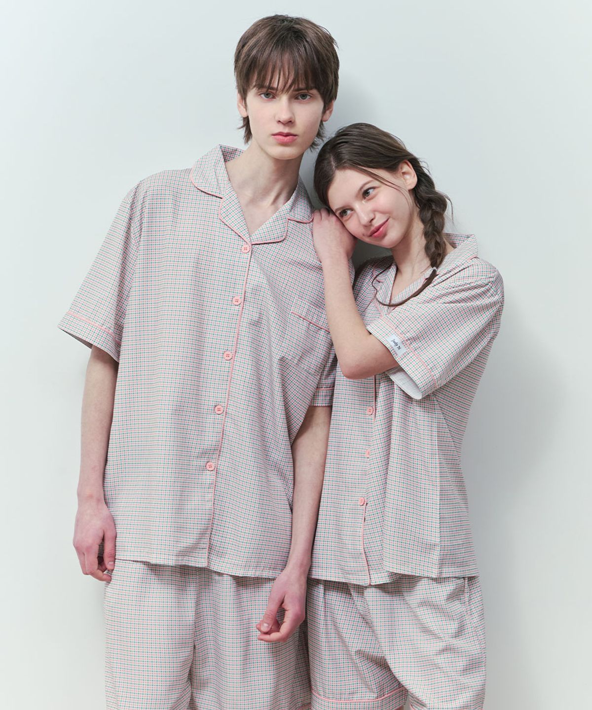 주디앤(JUDYN) [2PACK] 마인 클린핏 반팔 커플 잠옷세트