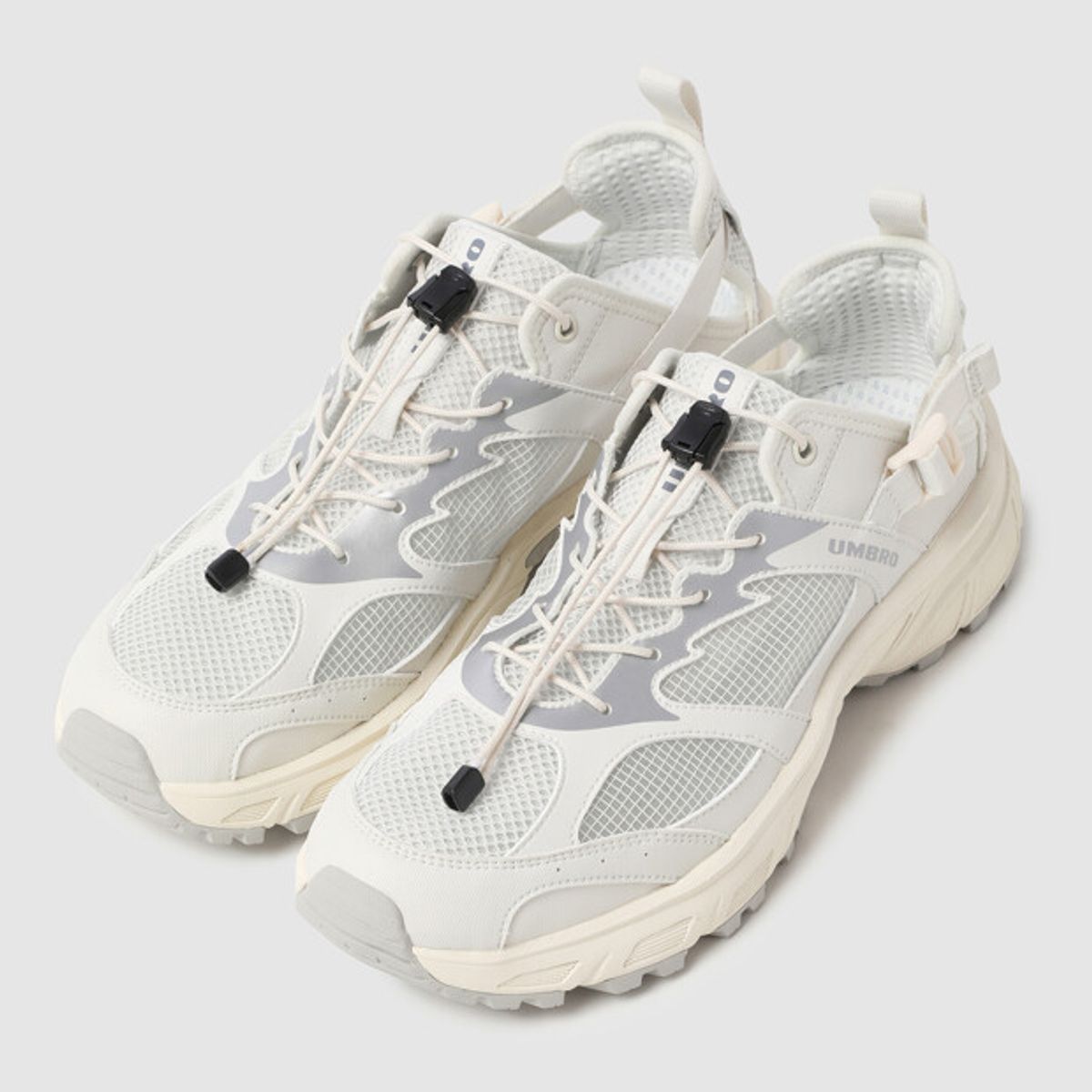 엄브로(UMBRO) FUSE (퓨즈) 화이트 UR123CTP31