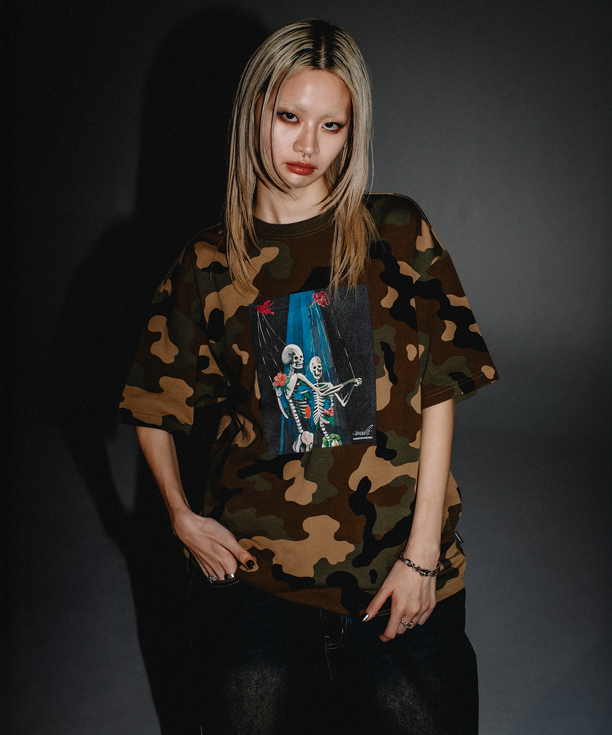 위캔더스(WKNDRS) WALTZ T-SHIRT (CAMO)