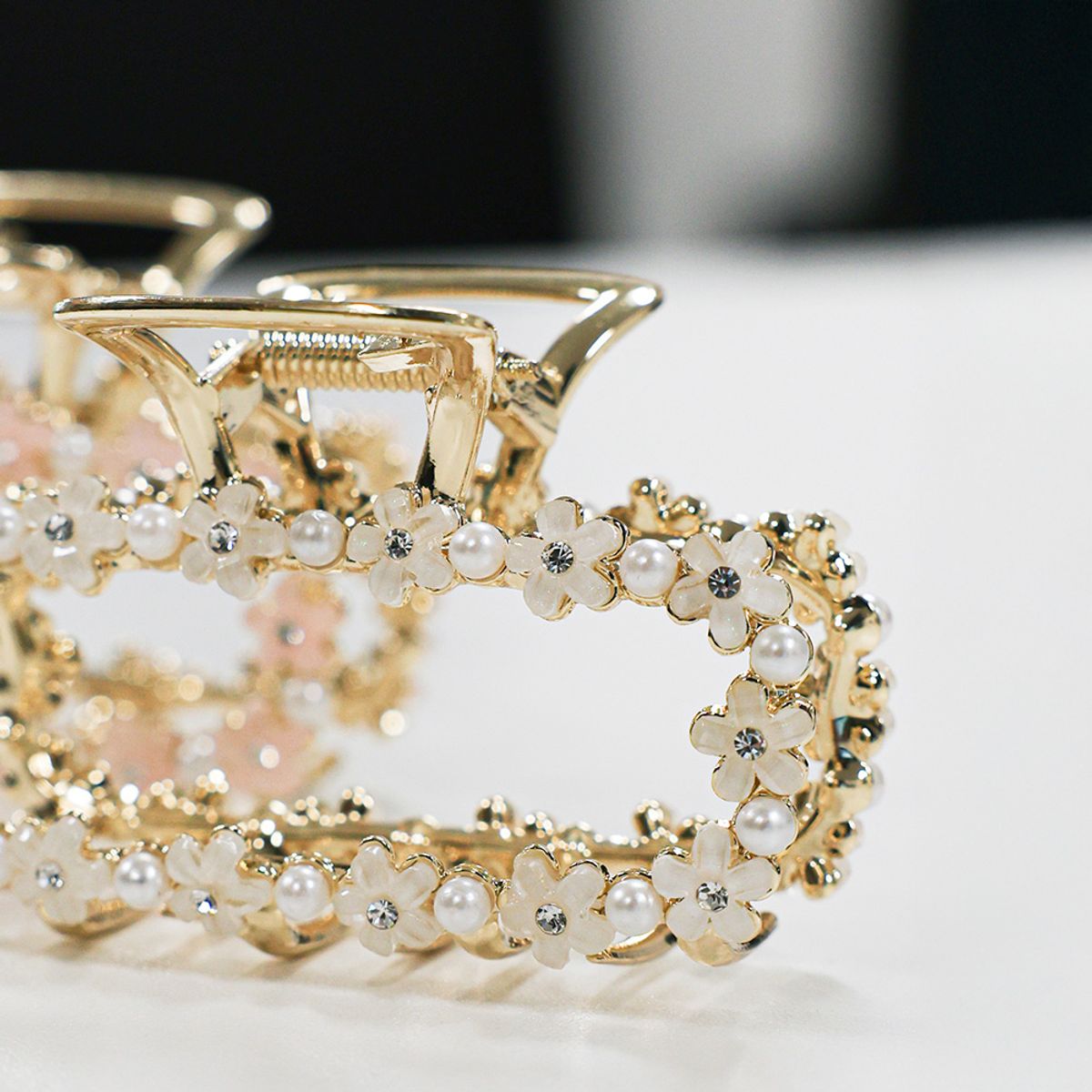 웬스데이딜라잇(WEDNESDAY DELIGHT) WD_Floral hair claw clip_2type