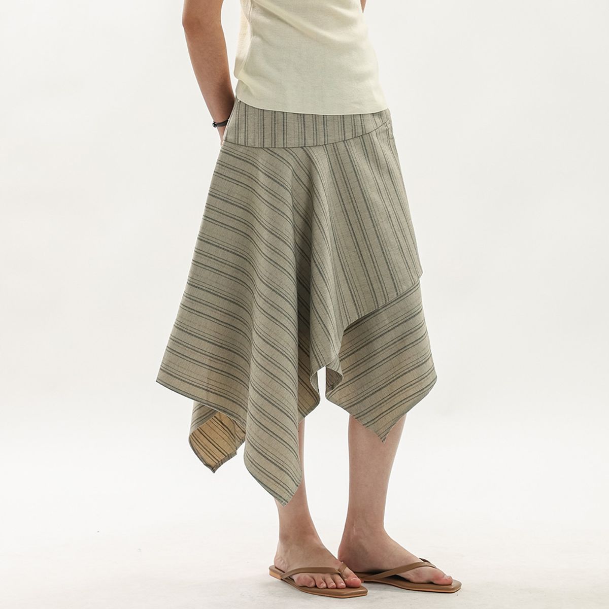 웬스데이딜라잇(WEDNESDAY DELIGHT) WD_Striped irregular hem skirt_2color