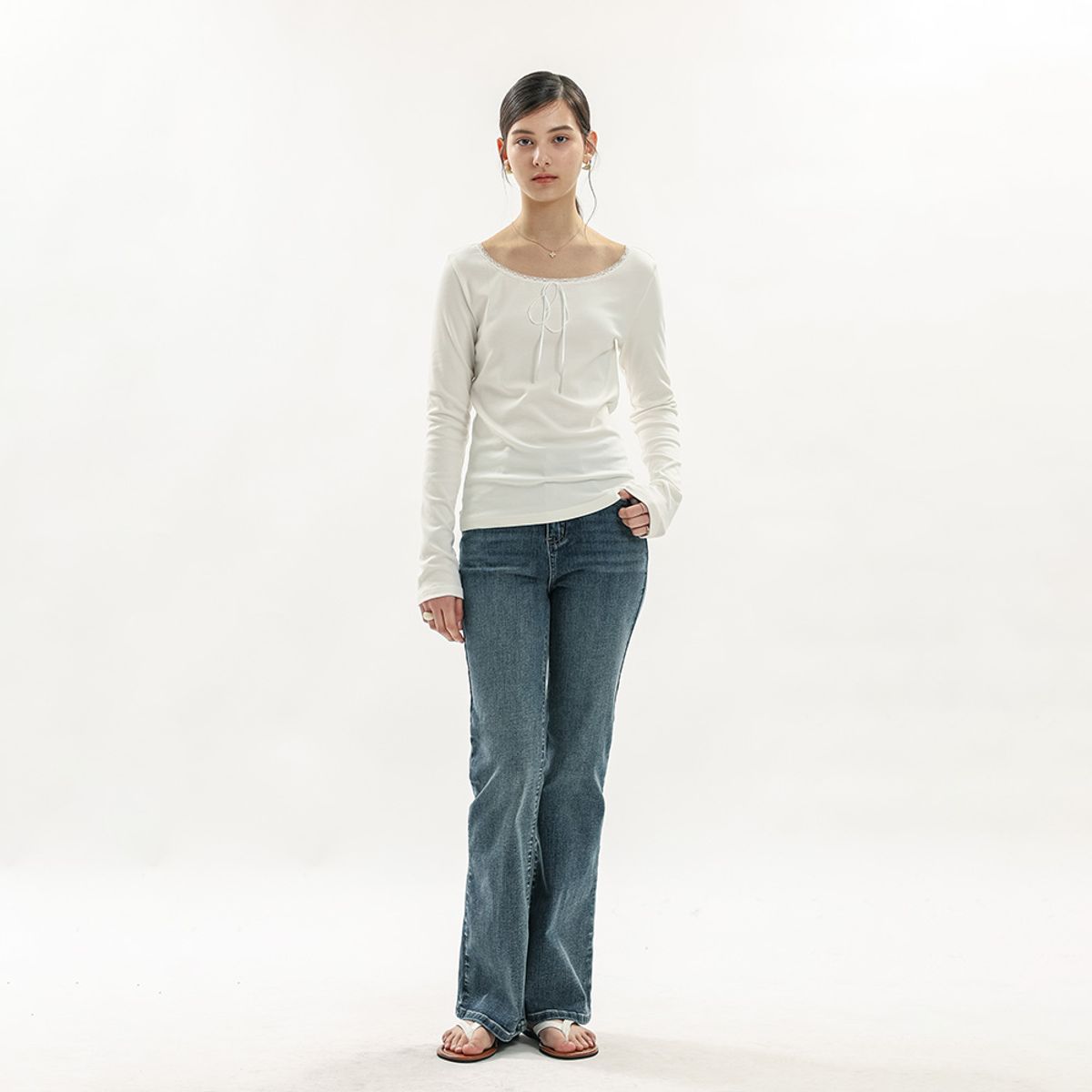 웬스데이딜라잇(WEDNESDAY DELIGHT) WD_Ribbon lace trim top_WHITE