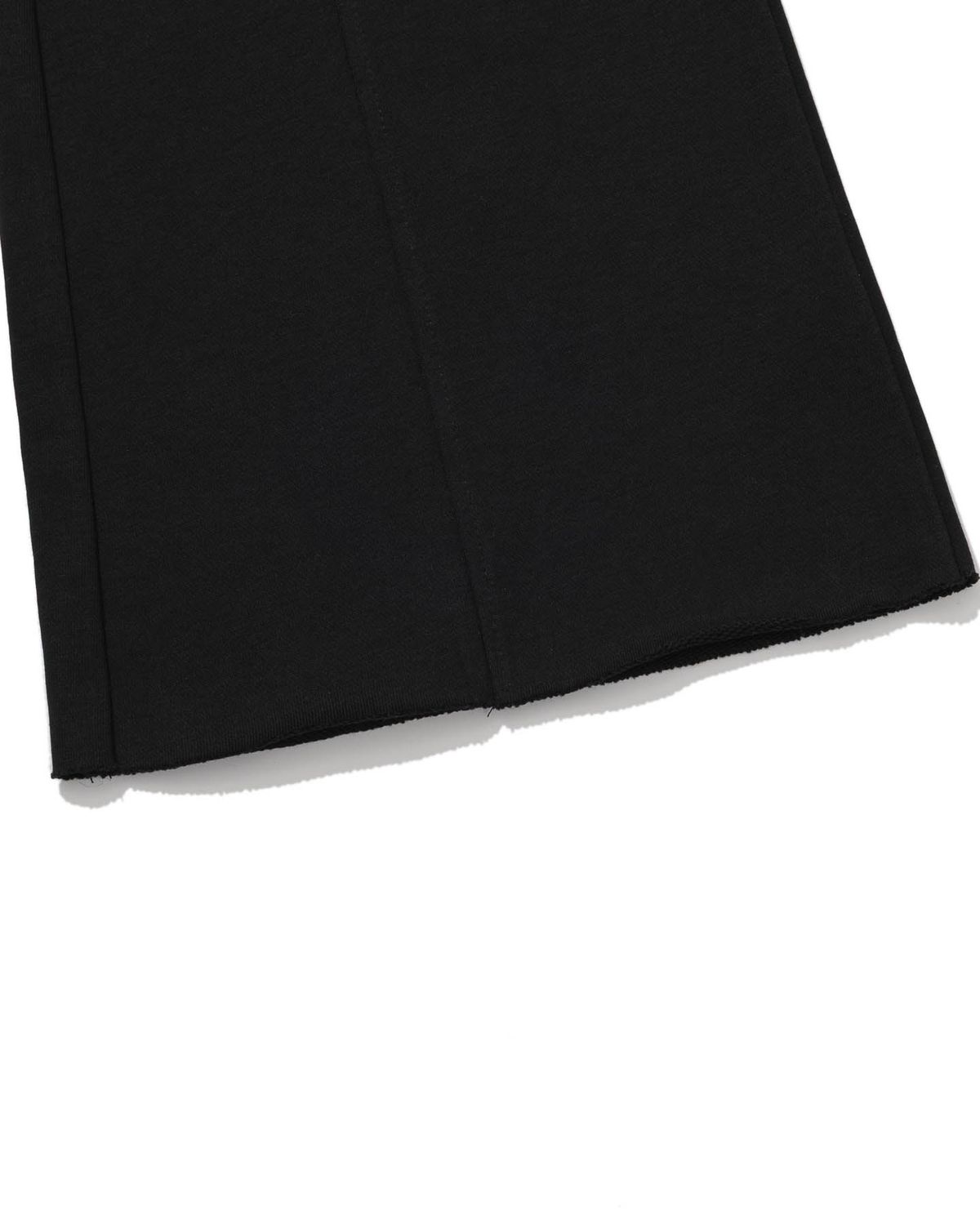 모아(MOAA) Raw Edge Flare Sweatpants (MELANGE GREY)