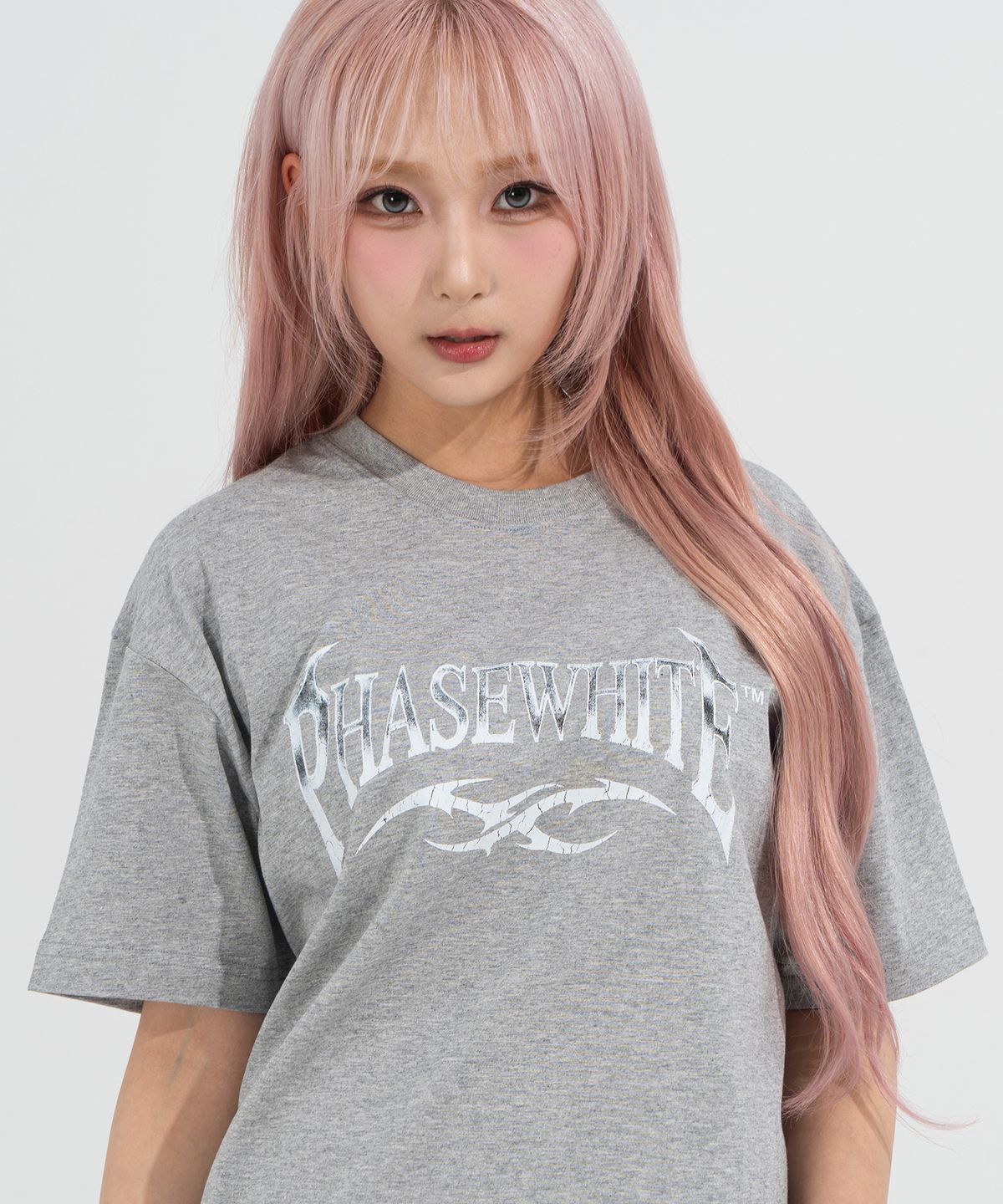 페이즈화이트(PHASEWHITE) [PHASE_2] VINTAGE CHROME LOGO TEE_MELANGE / 8802026-ST02