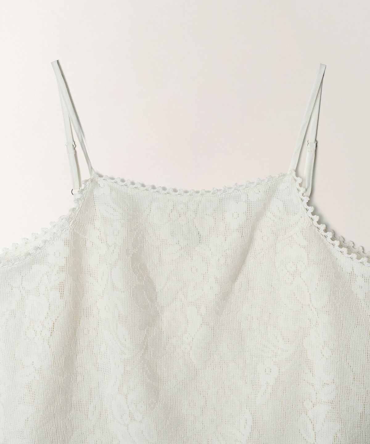 튜드먼트(TTUDEMENT) CROCHET KNIT SLEEVELESS TOP_WHITE
