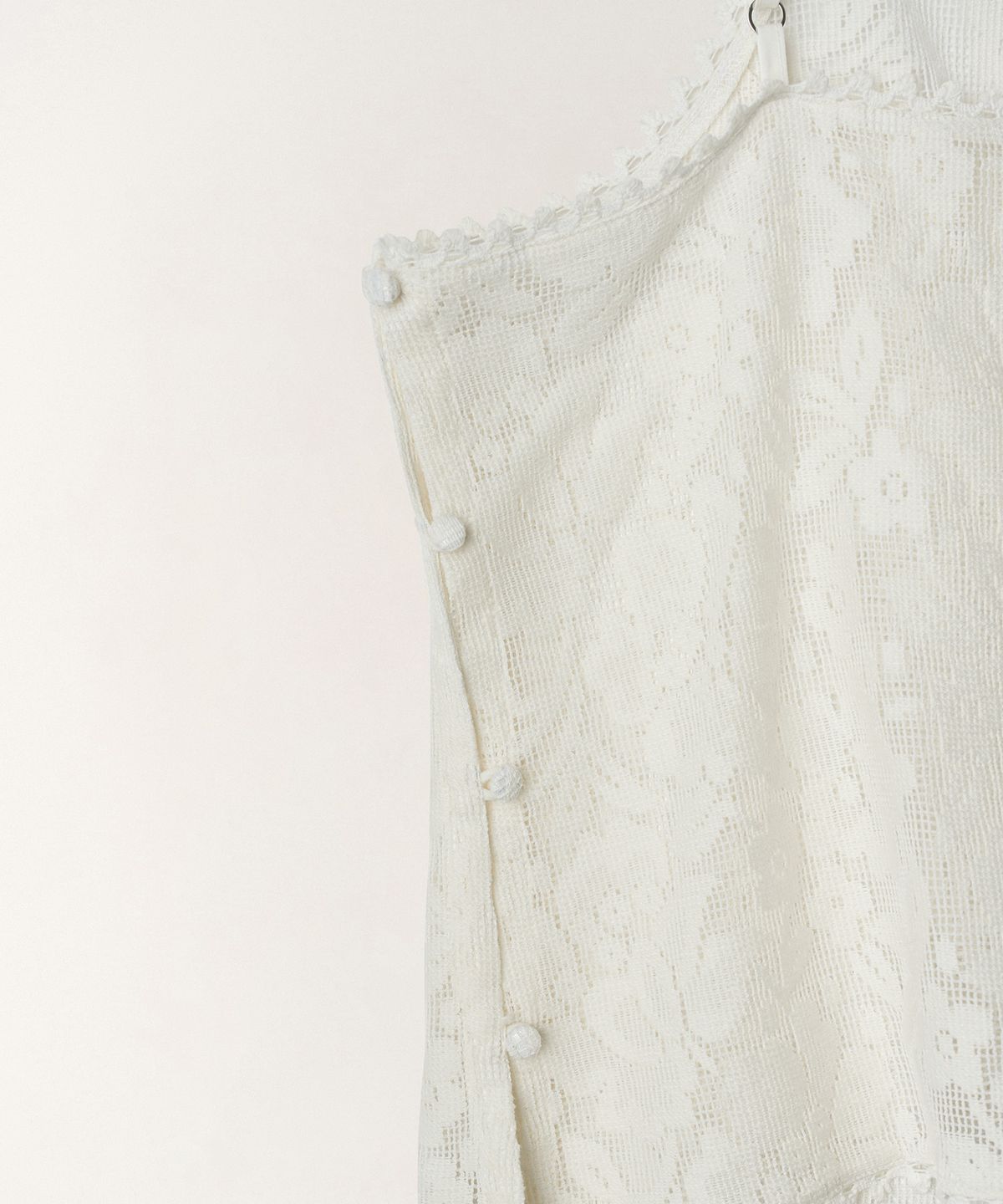 튜드먼트(TTUDEMENT) CROCHET KNIT SLEEVELESS TOP_WHITE