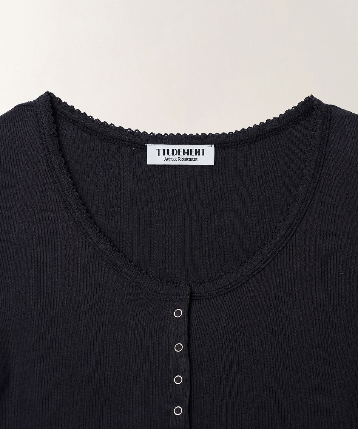 튜드먼트(TTUDEMENT) EYELET HENLEY T-SHIRT_CHARCOAL