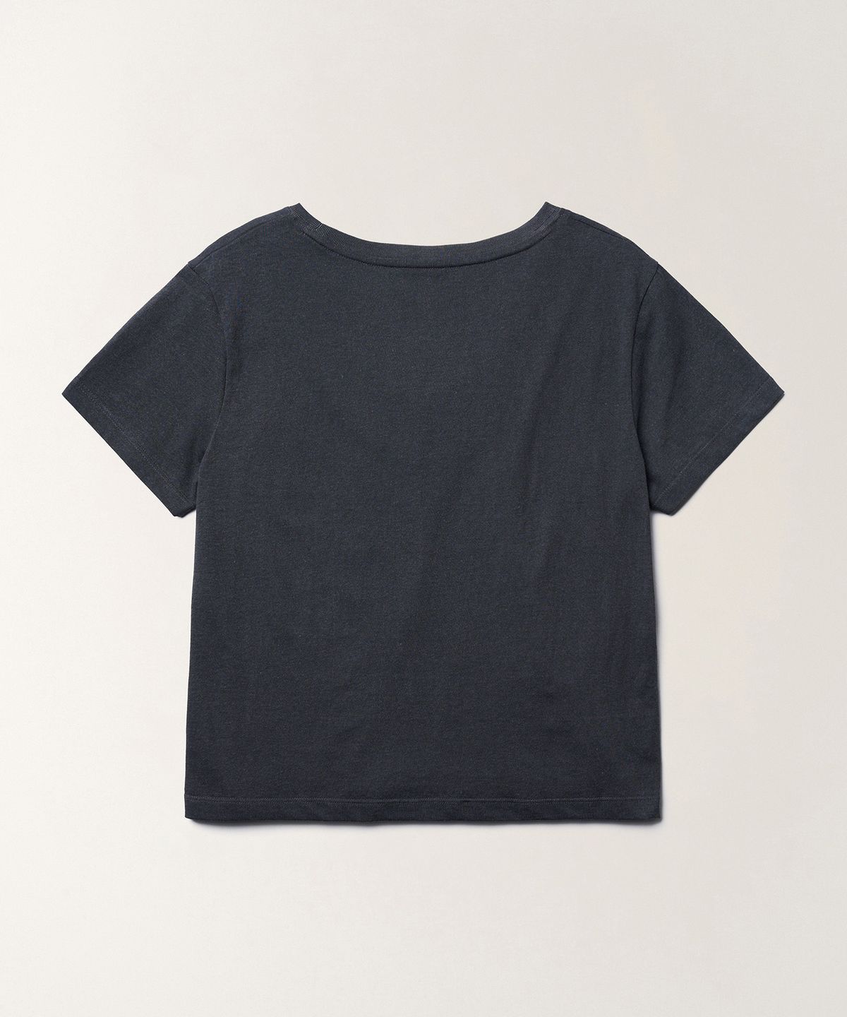 튜드먼트(TTUDEMENT) BUNNY IN A CUP T-SHIRT_CHARCOAL