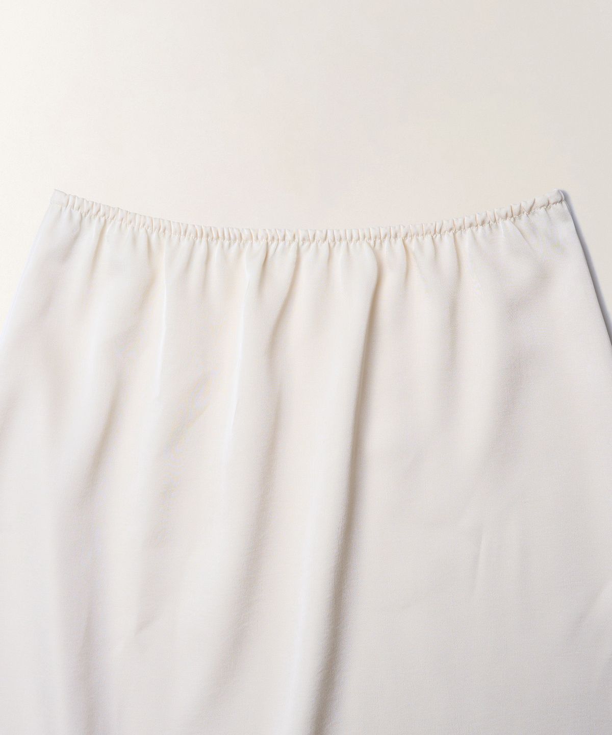 튜드먼트(TTUDEMENT) SATIN LACE MIDI SKIRT_CREAM
