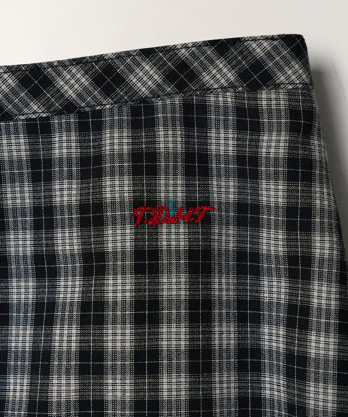 튜드먼트(TTUDEMENT) CHECK MAXI SKIRT_BLACK CHECK