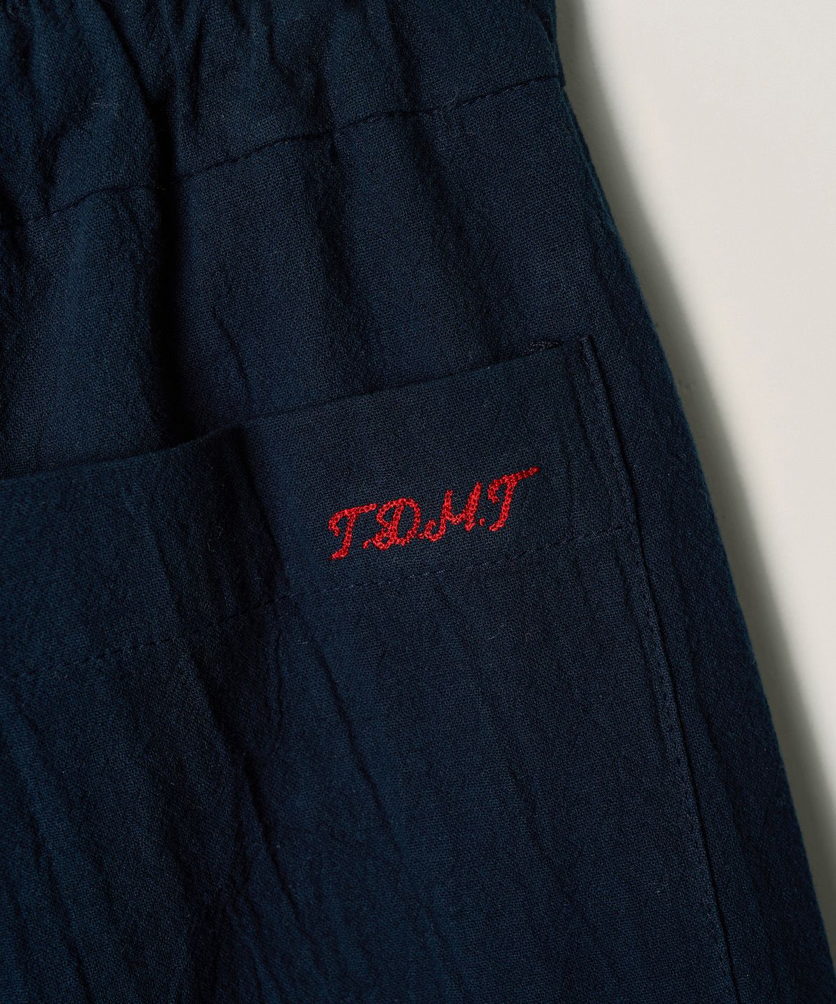 튜드먼트(TTUDEMENT) RELAXED WIDE PANTS_NAVY