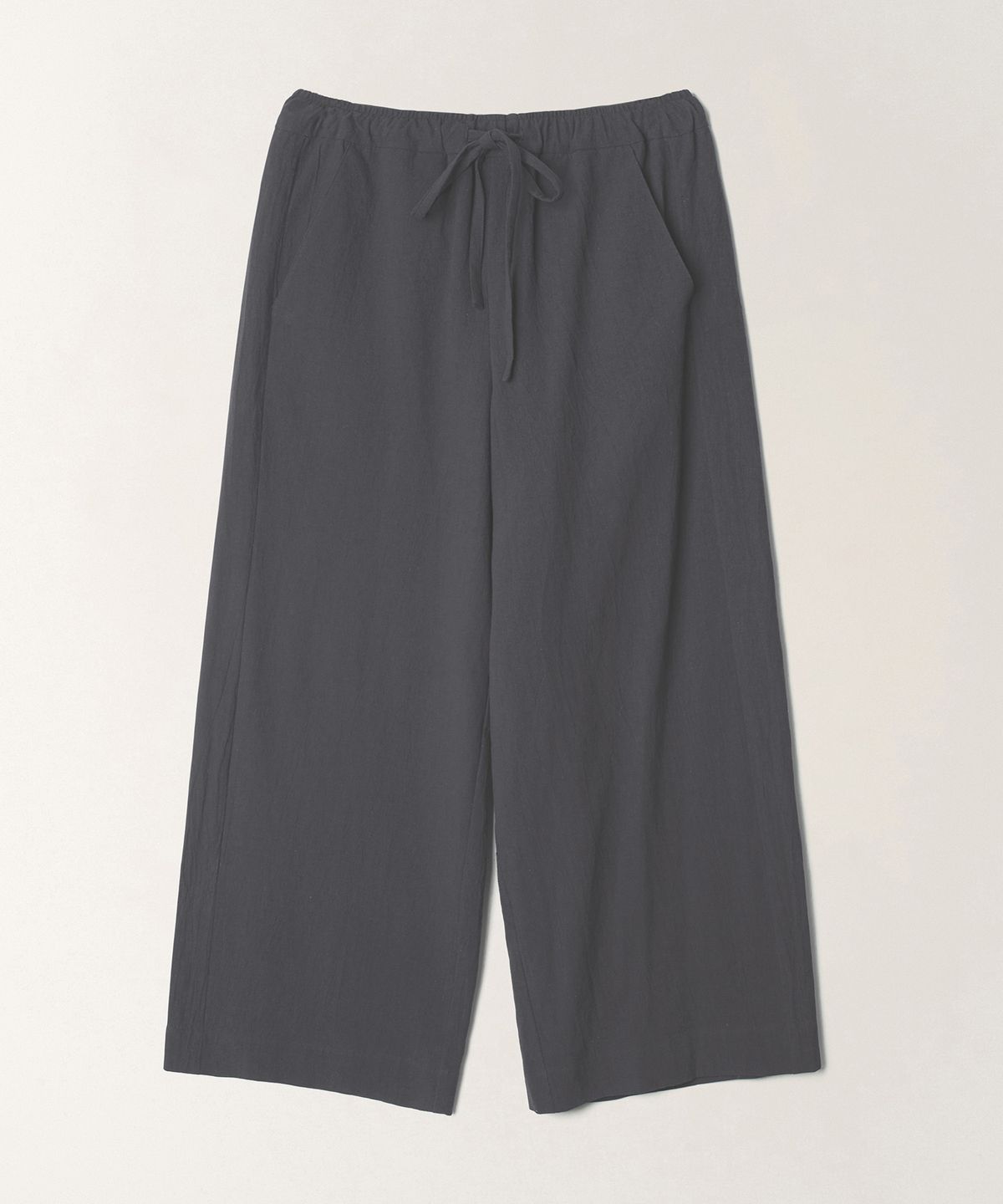 튜드먼트(TTUDEMENT) RELAXED WIDE PANTS_CHARCOAL