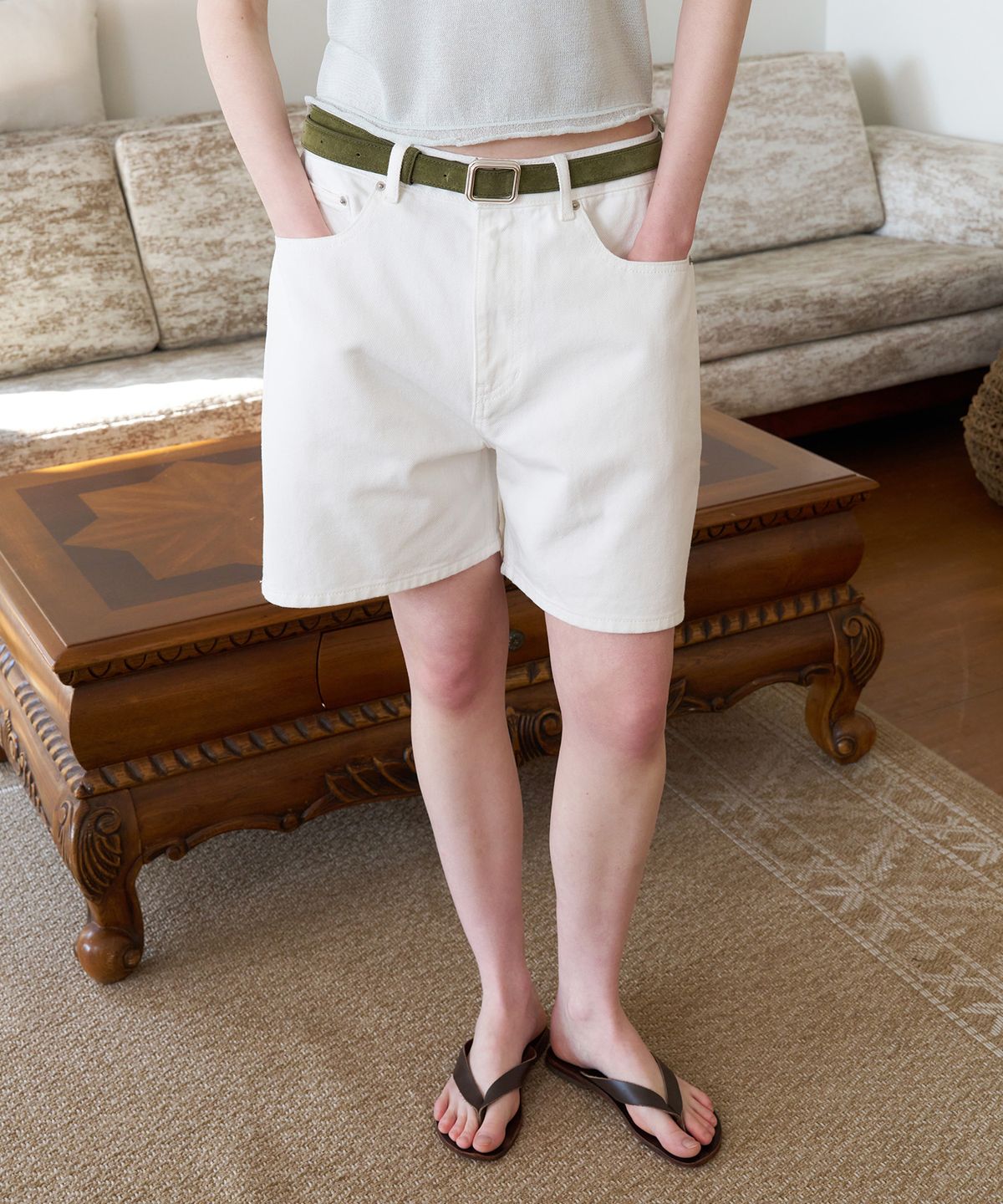 튜드먼트(TTUDEMENT) WASHED DENIM SHORTS_WHITE