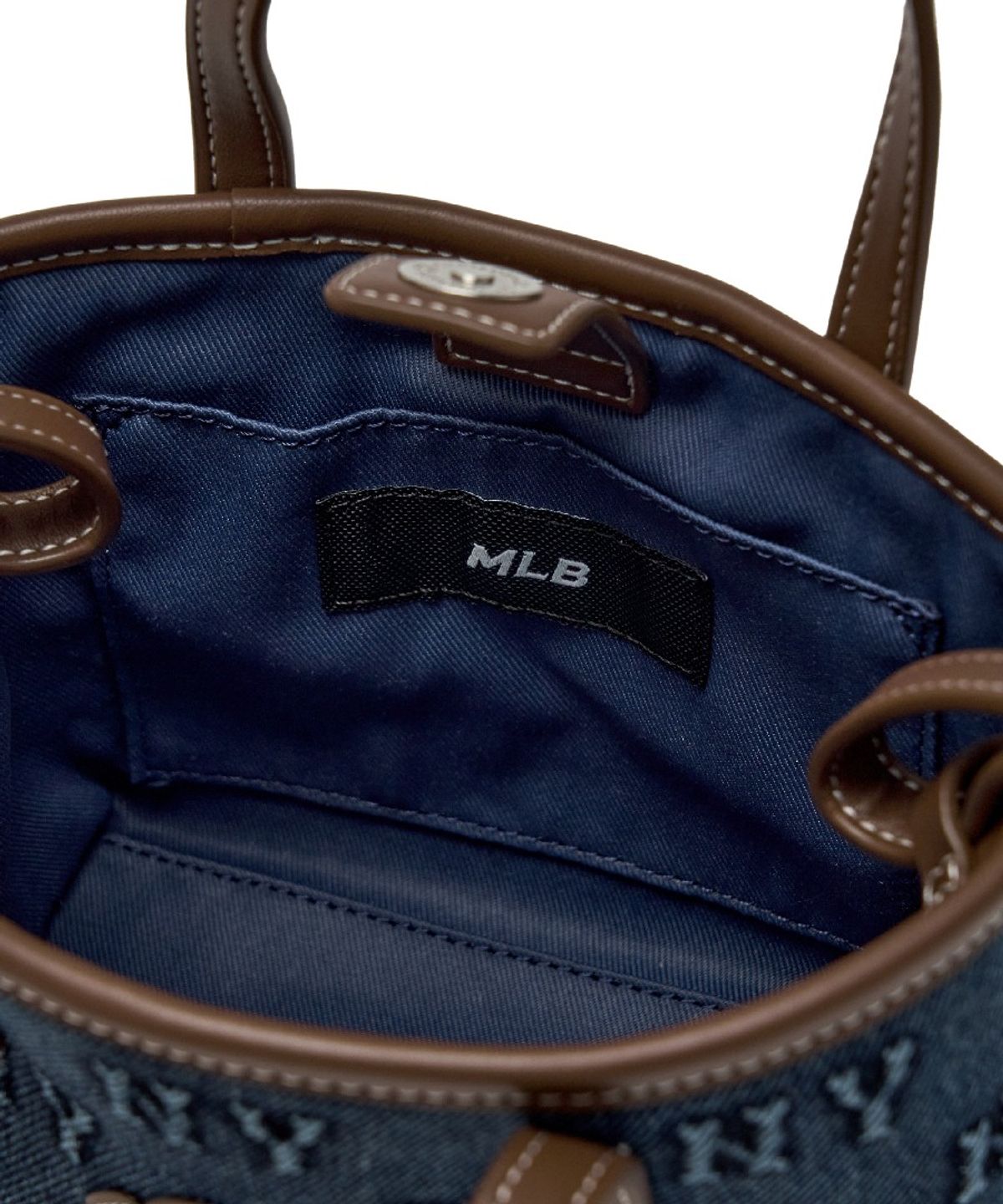 엠엘비(MLB) 클래식 모노그램 데님 엠보 미니 크로스백 NY (Indigo)