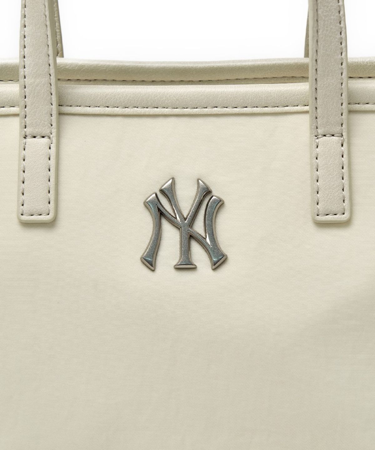 엠엘비(MLB) 베이직 빈티지 나일론 미니 크로스백 NY (Ivory)
