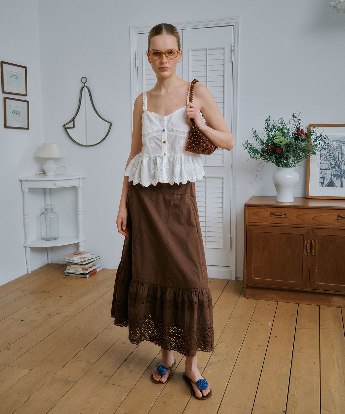 그린버터(GREENBUTTER) Meadow Lace Skirt (Chocolate)