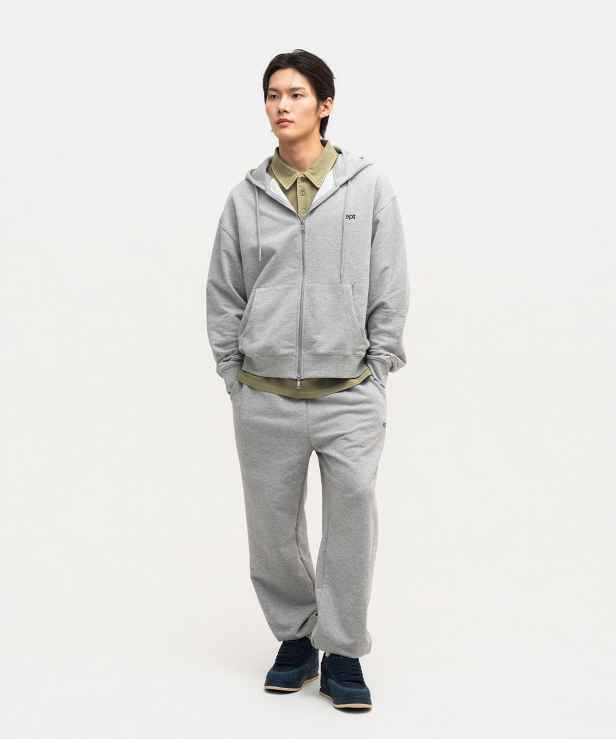 이피티(EPT) TRIANGLE FLAG SWEAT PANTS (H/GREY)