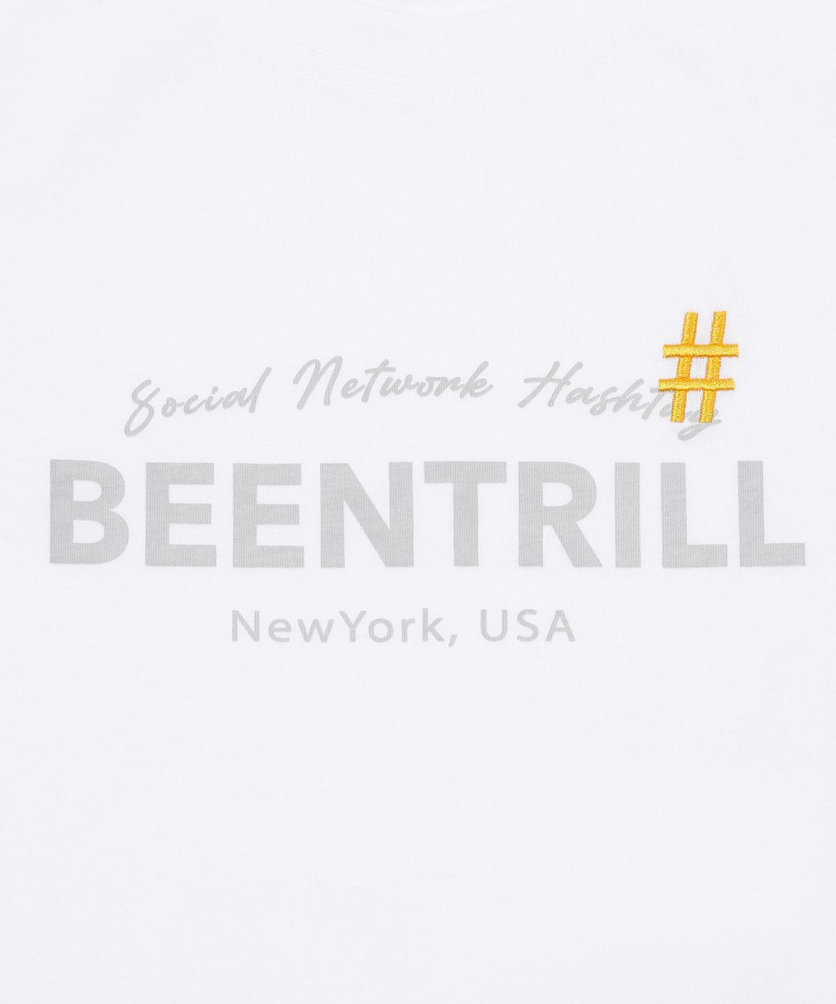 빈트릴(BEENTRILL) 우먼스 에센셜 로고 컴포트 핏 롱슬리브(화이트)