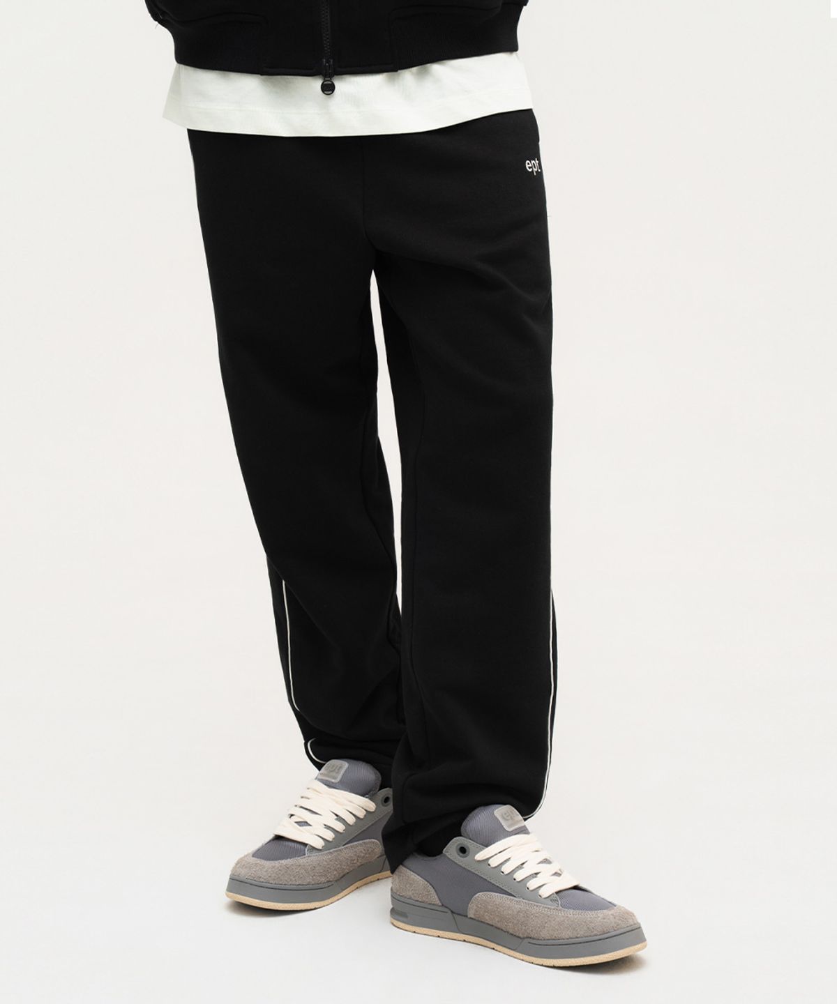 이피티(EPT) PIPING TRACK PANTS (BLACK)