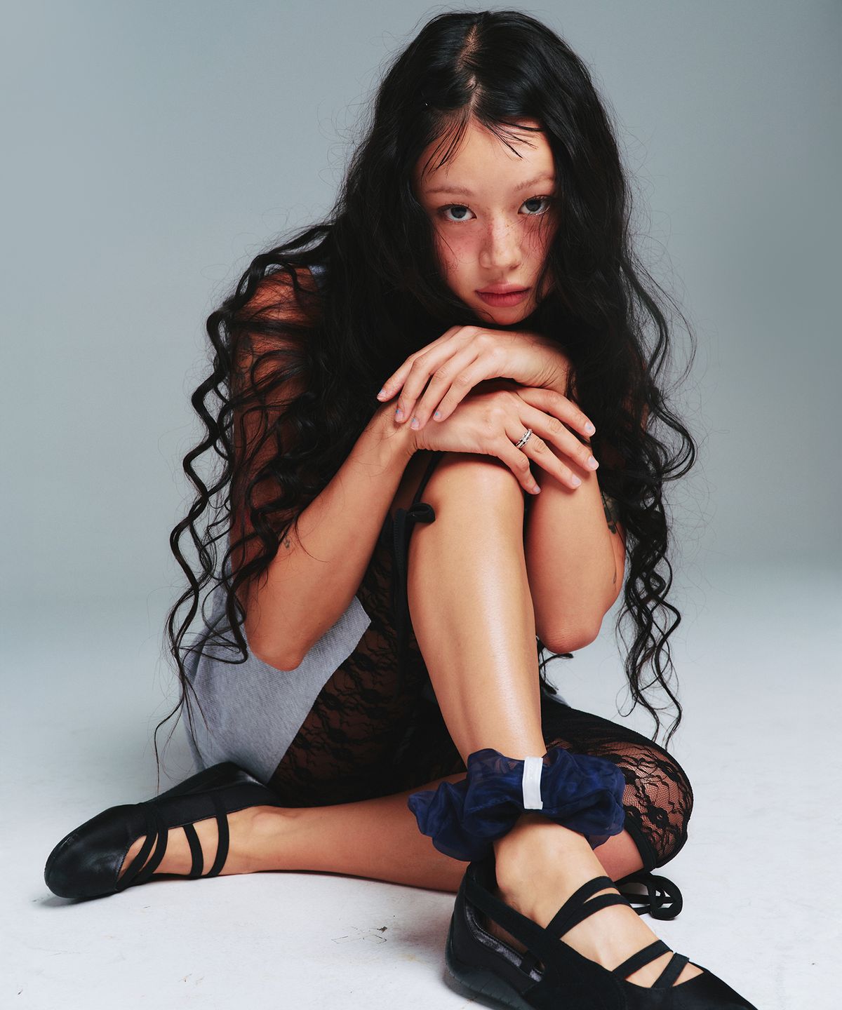 아메스 월드와이드(AMES-WORLDWIDE) CLASSIC SCRUNCHIE NAVY