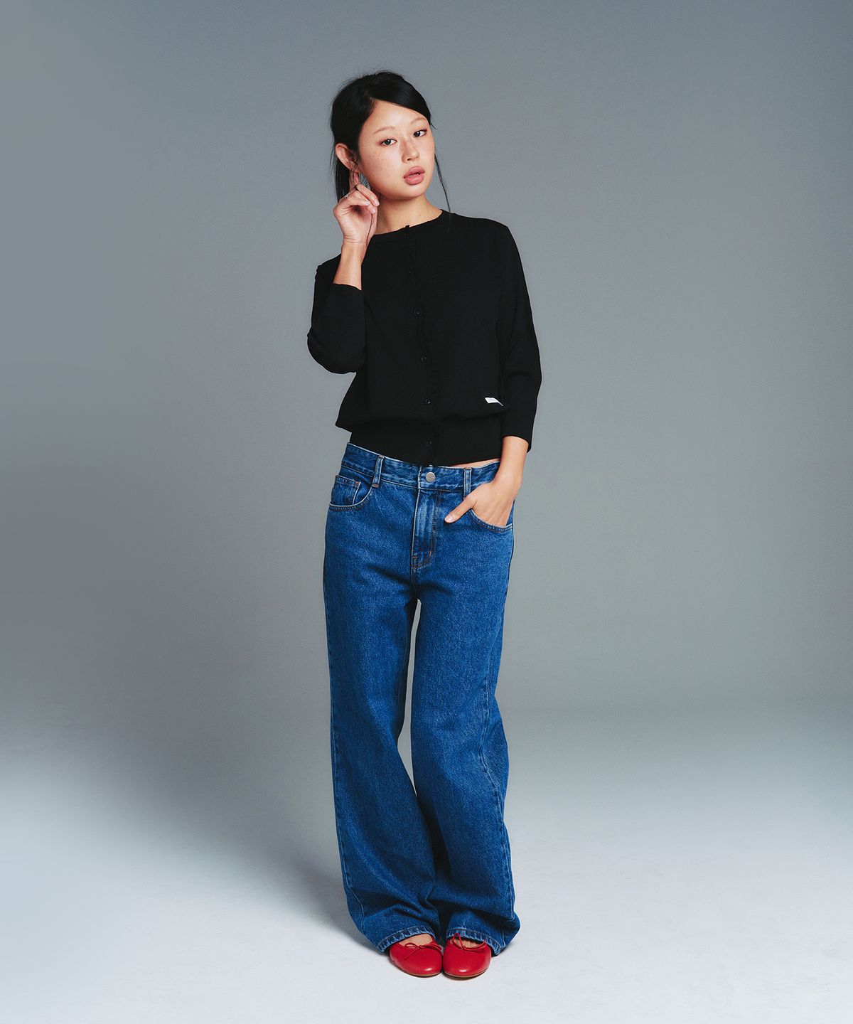 아메스 월드와이드(AMES-WORLDWIDE) CLASSIC 3/4 SLEEVE RUFFLE CARDIGAN BLACK