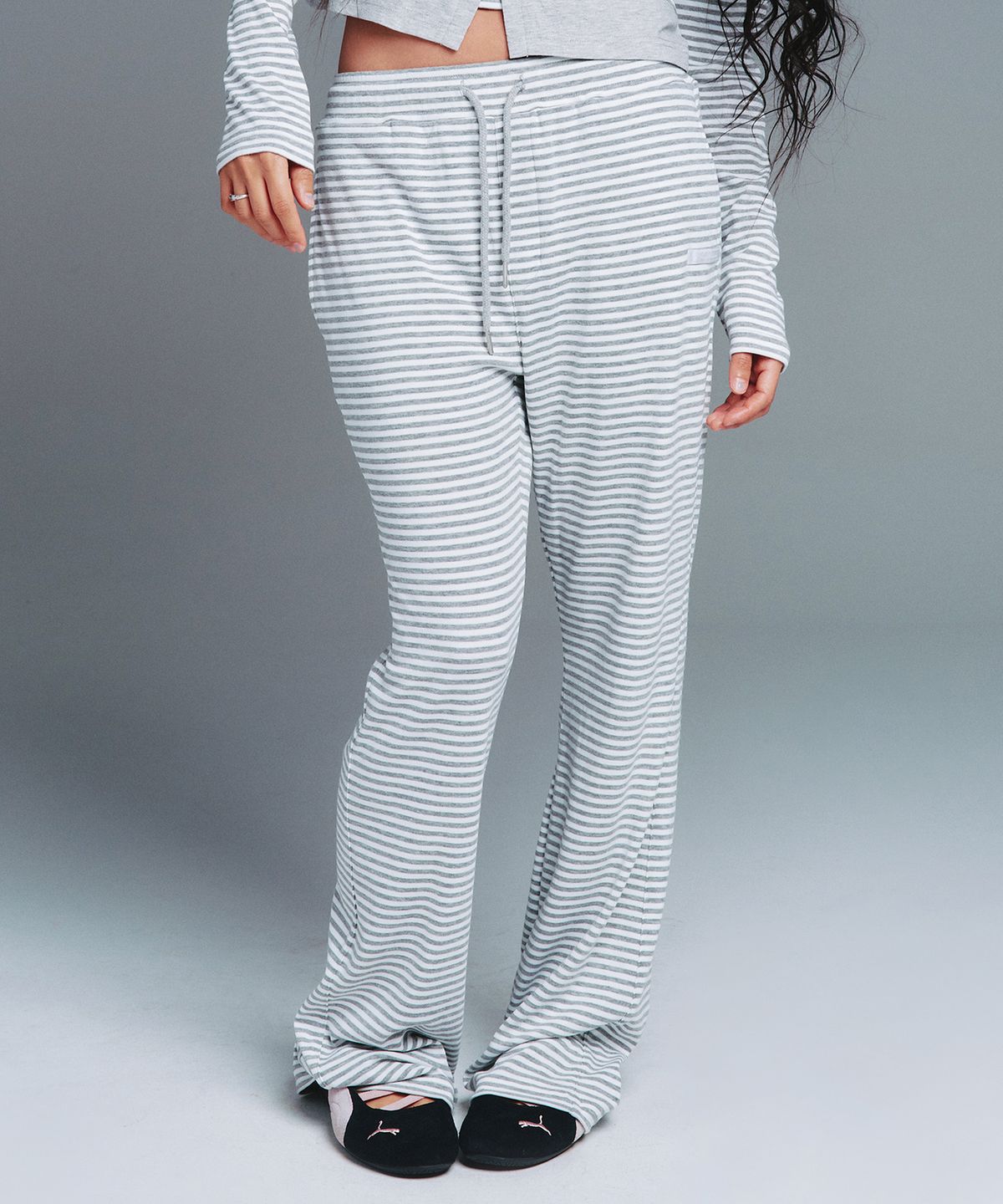 아메스 월드와이드(AMES-WORLDWIDE) CLASSIC BOOT CUT LEGGINGS PANTS GREY