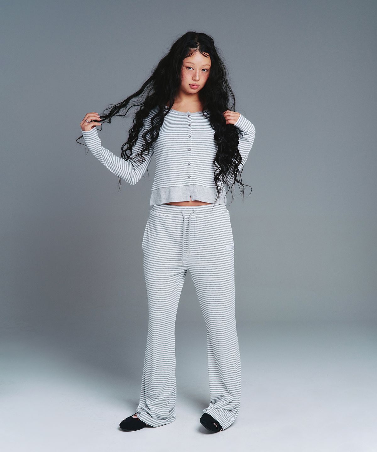아메스 월드와이드(AMES-WORLDWIDE) CLASSIC CARDIGAN & SLEEVELESS SET GREY