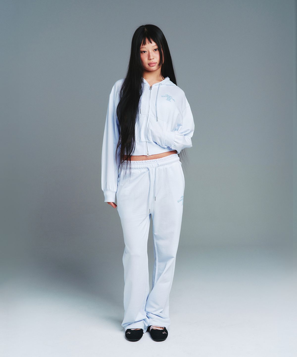 아메스 월드와이드(AMES-WORLDWIDE) CLASSIC SLIM BOOT CUT SWEAT PANTS BLUE