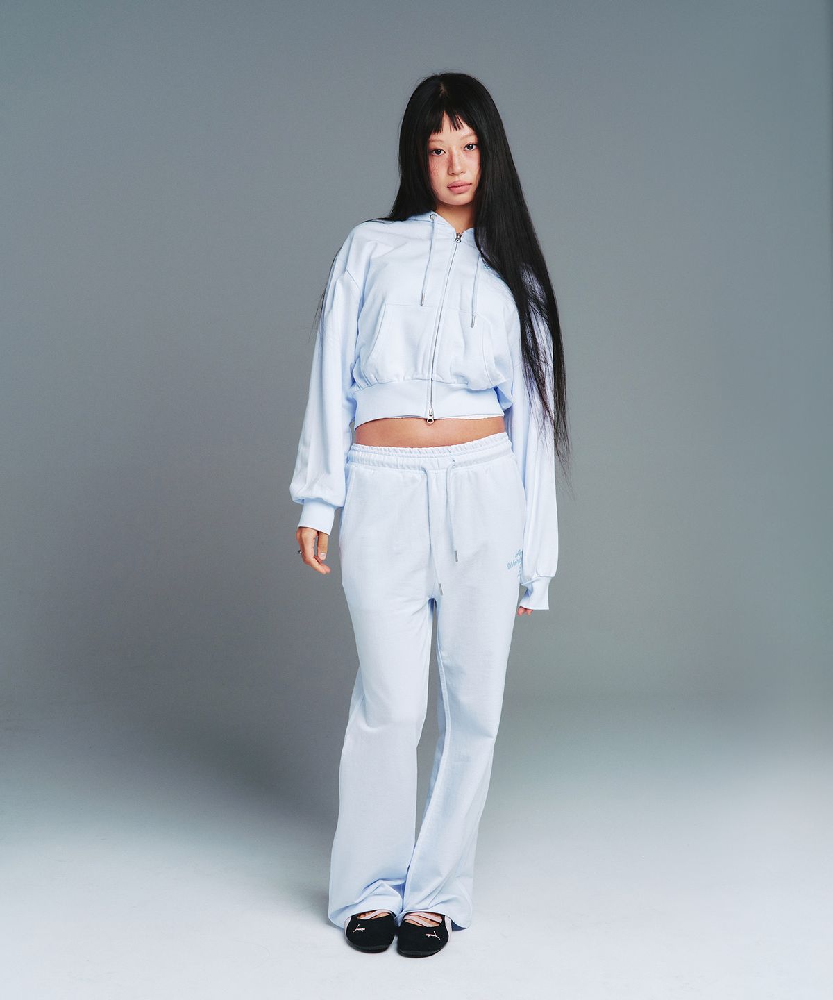 아메스 월드와이드(AMES-WORLDWIDE) CLASSIC SLIM BOOT CUT SWEAT PANTS BLUE