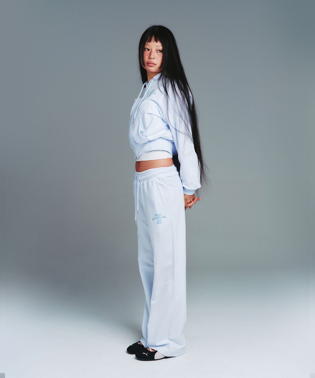 아메스 월드와이드(AMES-WORLDWIDE) CLASSIC CROP HOODIE ZIP-UP BLUE